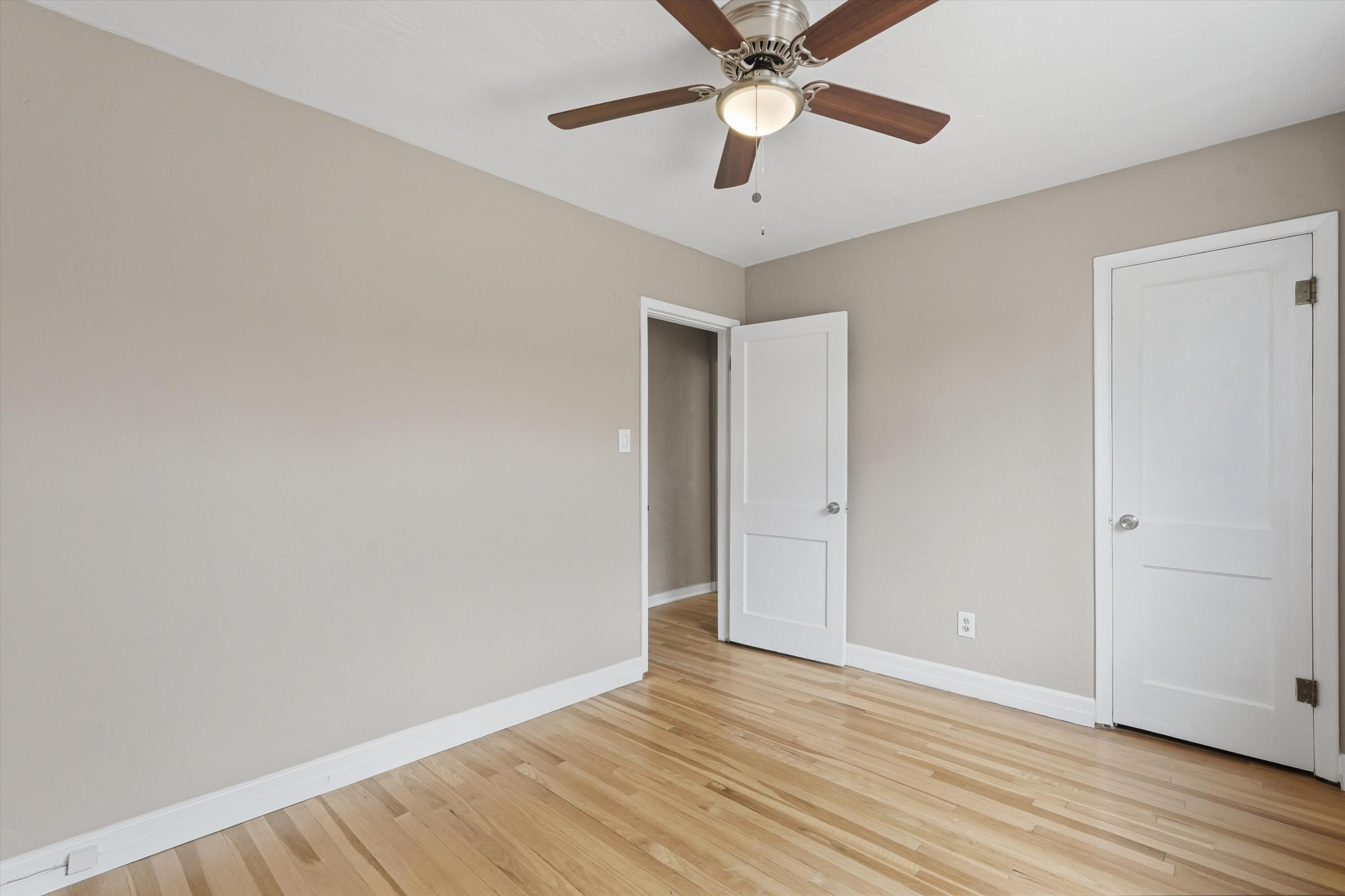 Photo 11 — 1506 Ridgecrest Drive SE