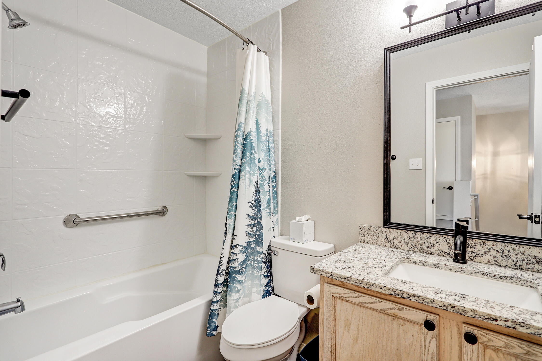 Photo 5 — 3525 Elder Meadows Drive NE
