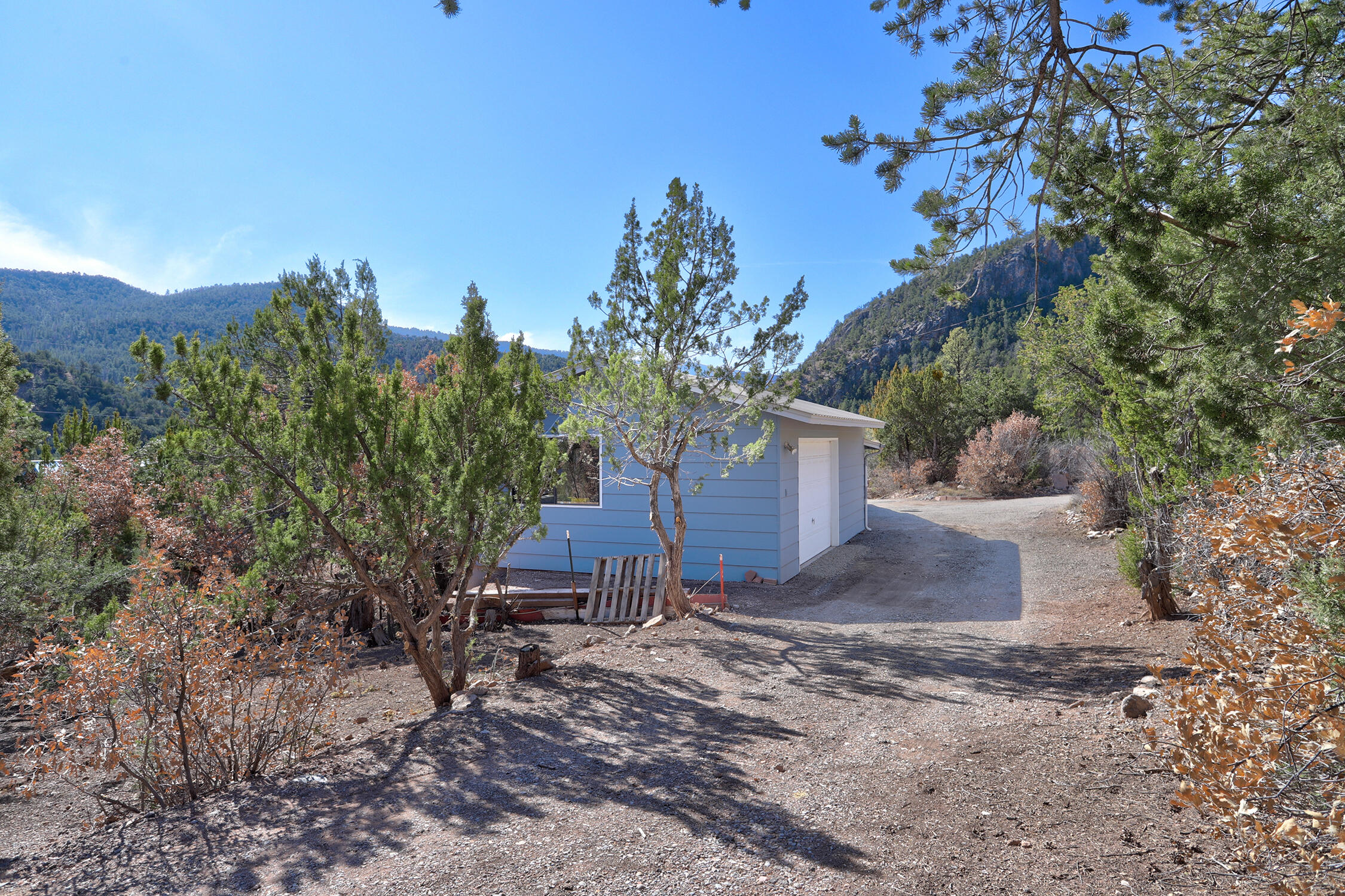 Photo 3 — 87 Redondo Road