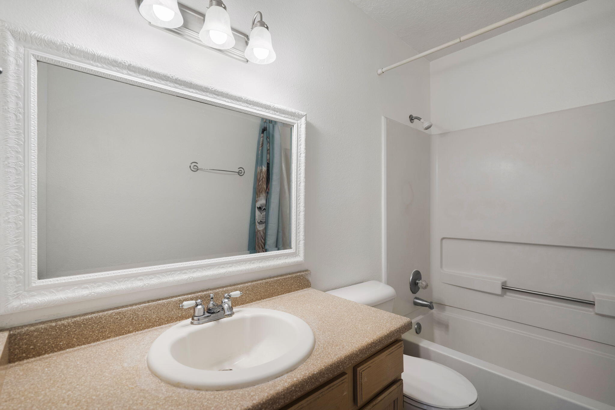 Photo 18 — 6701 Lamar Avenue NW