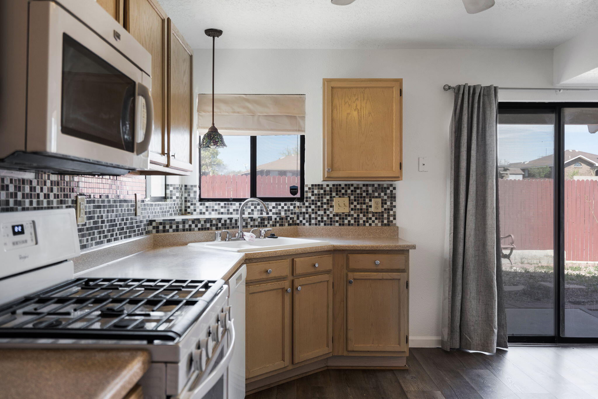 Photo 11 — 6701 Lamar Avenue NW