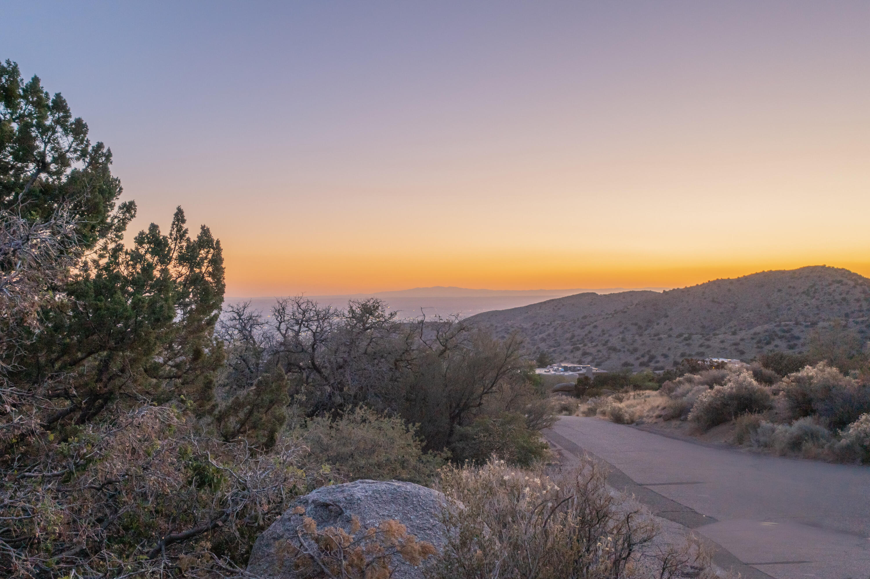 Photo 14 — 9 La Luz Trail NE