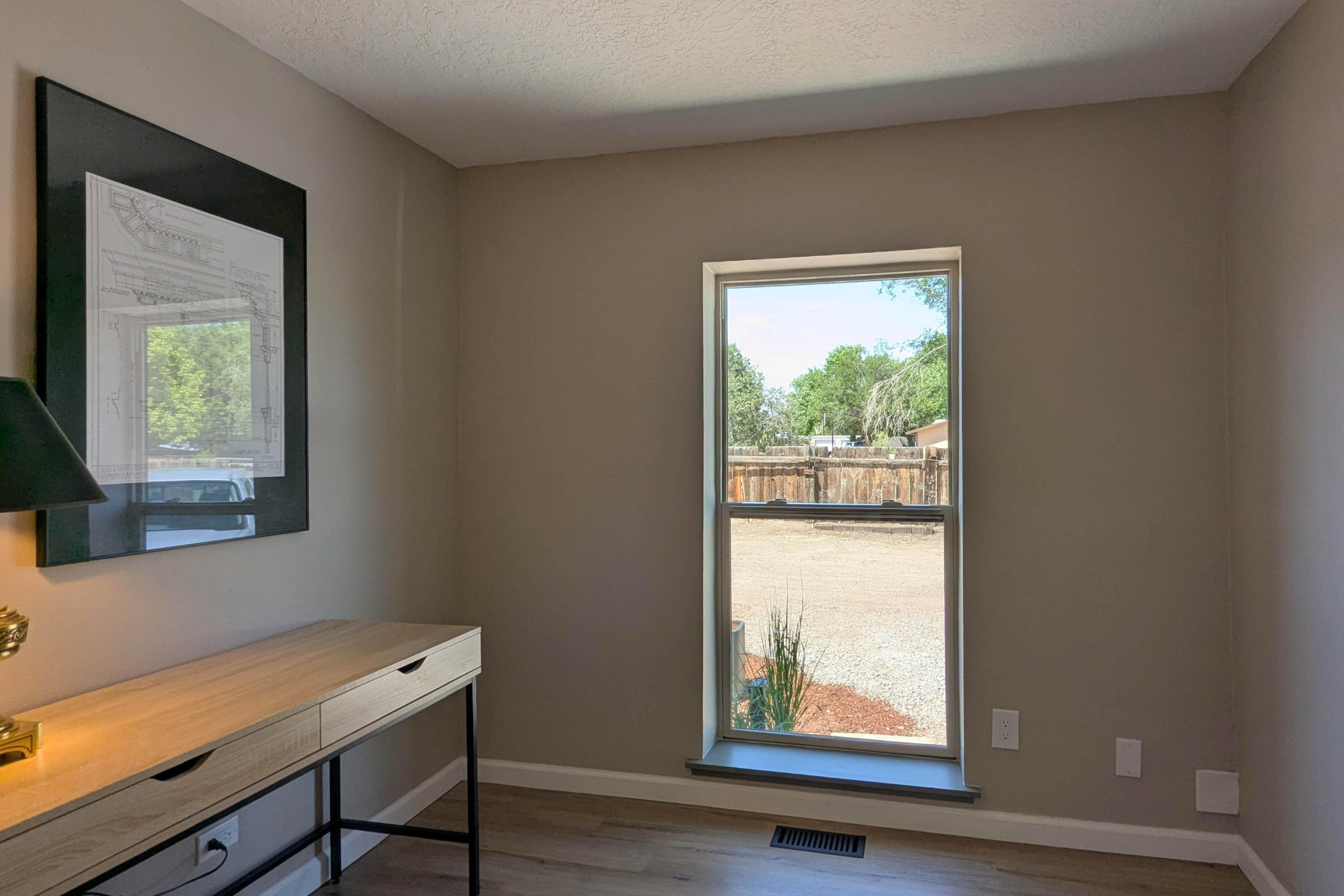 Photo 7 — 10031 Guadalupe Trail NW A