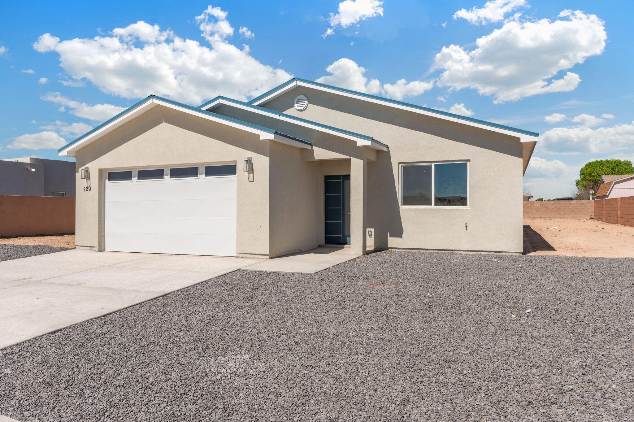 129 Chamartin Avenue