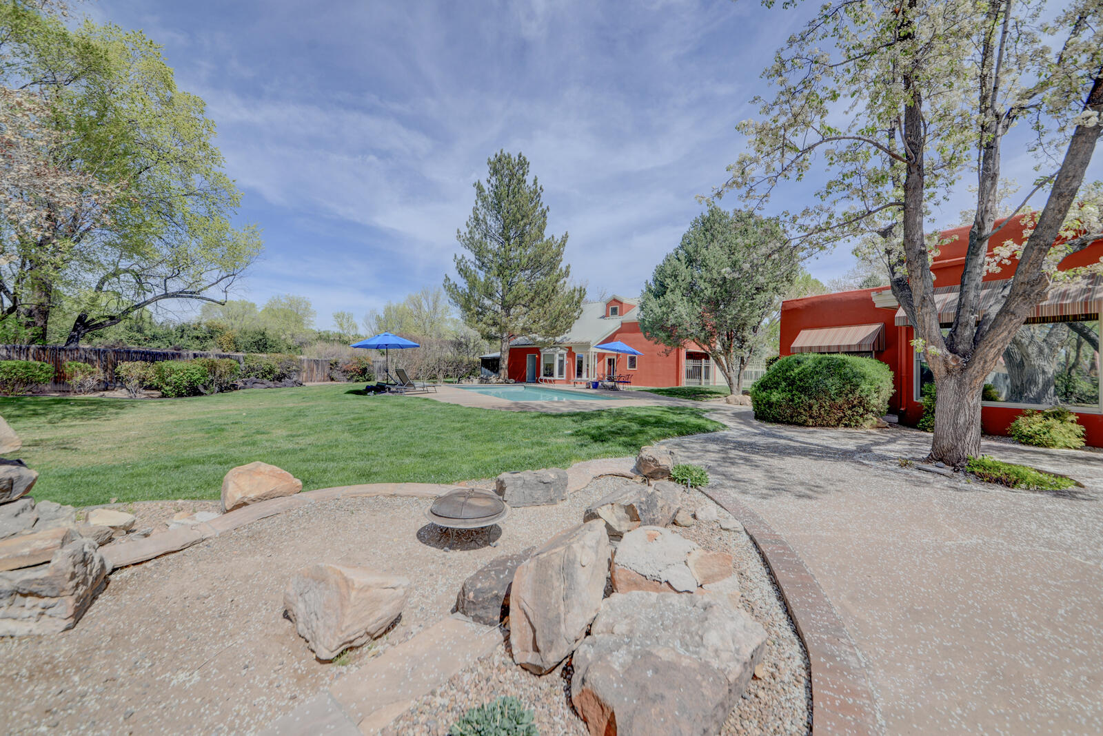 Photo 12 — 1515 Los Nietos Court NW