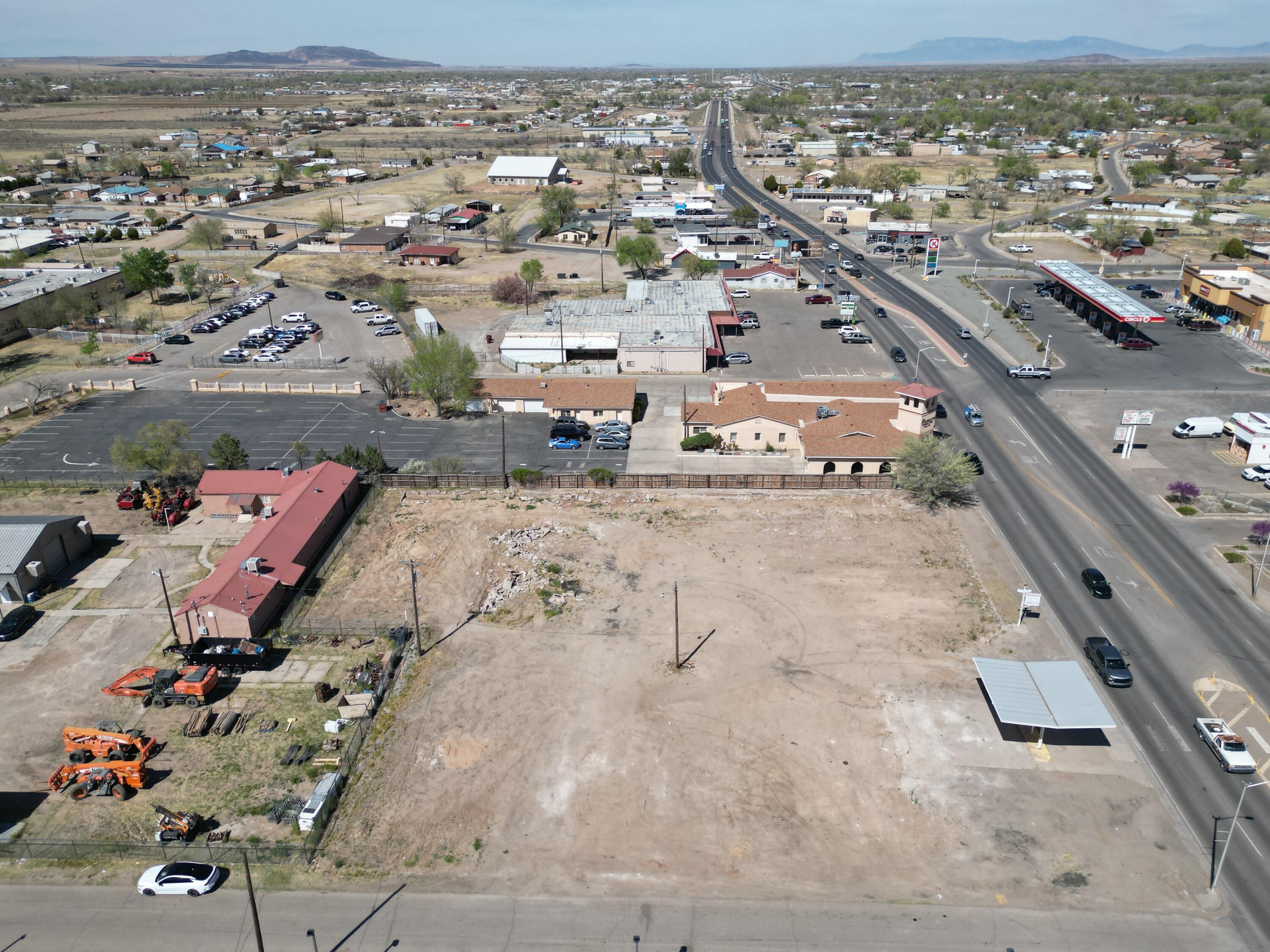 Photo 4 — 601 N Main Street