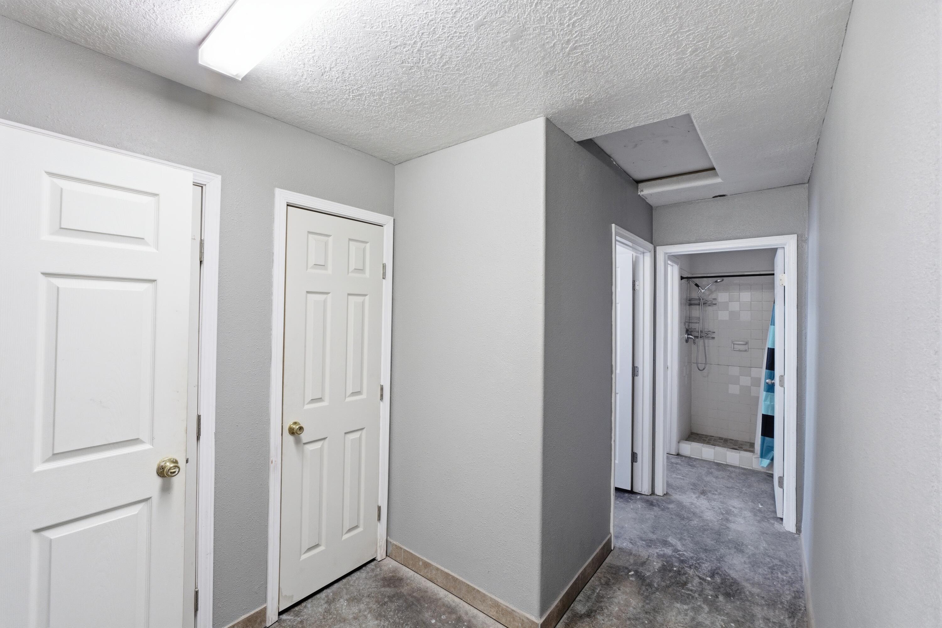 Photo 20 — 606 Romero Street