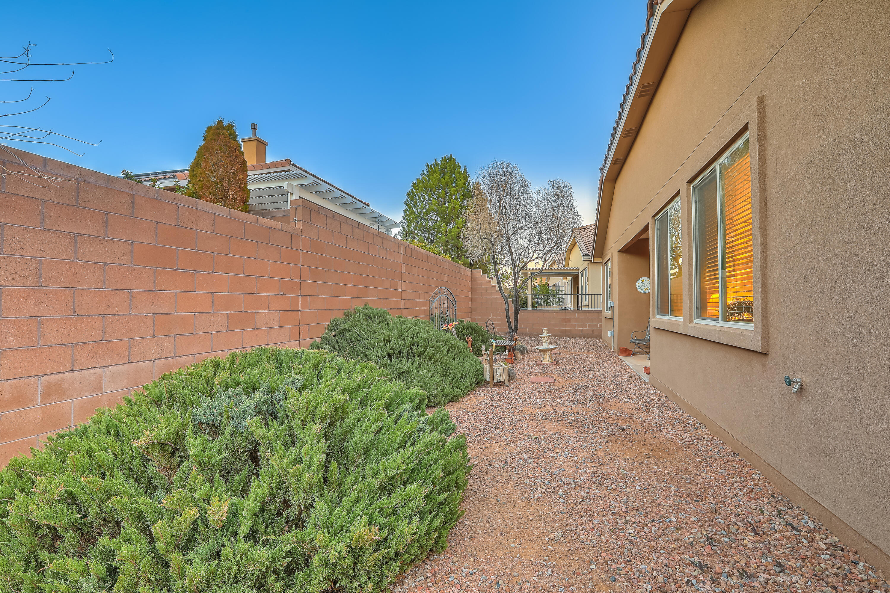 Photo 18 — 929 Evening Primrose Lane