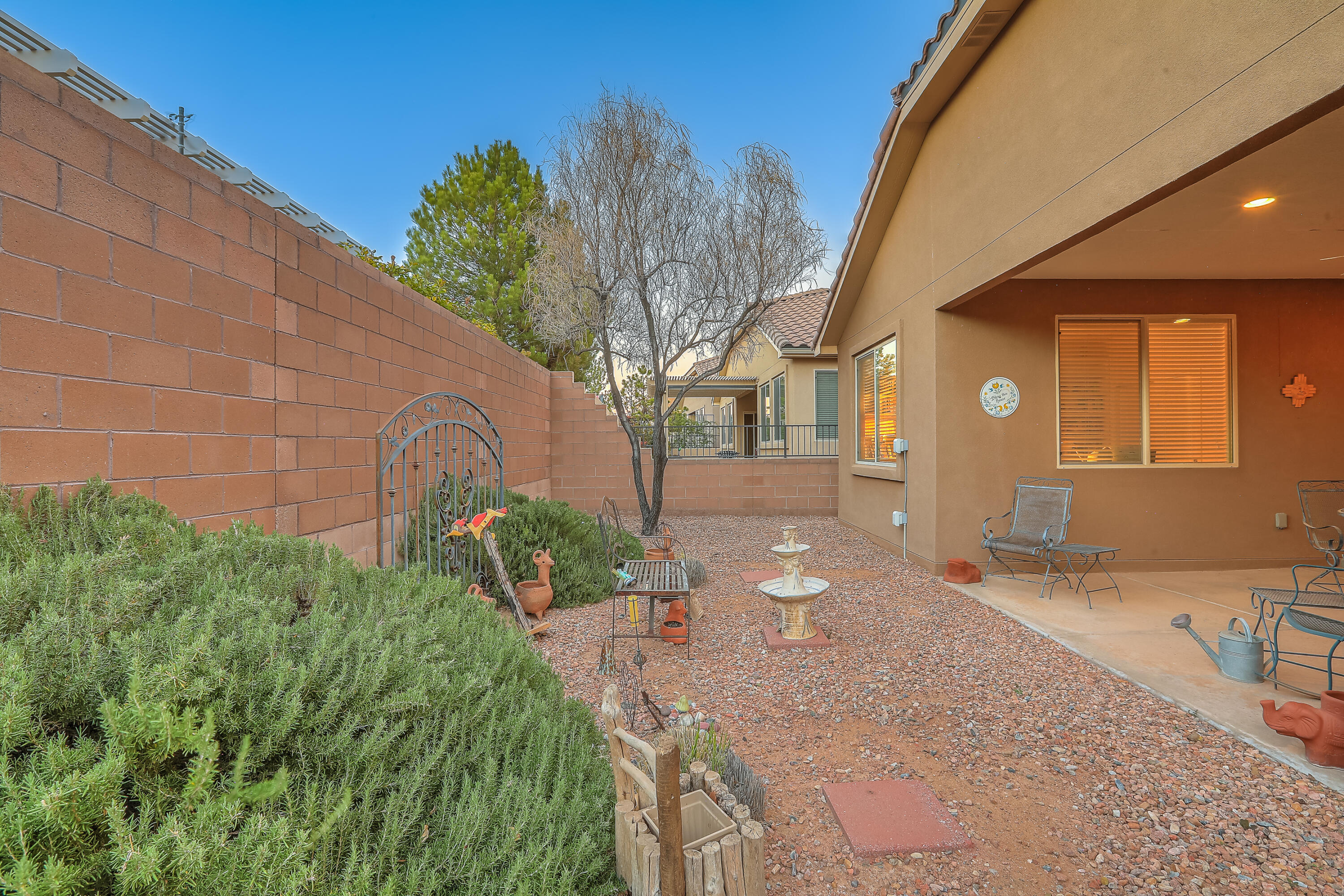 Photo 17 — 929 Evening Primrose Lane