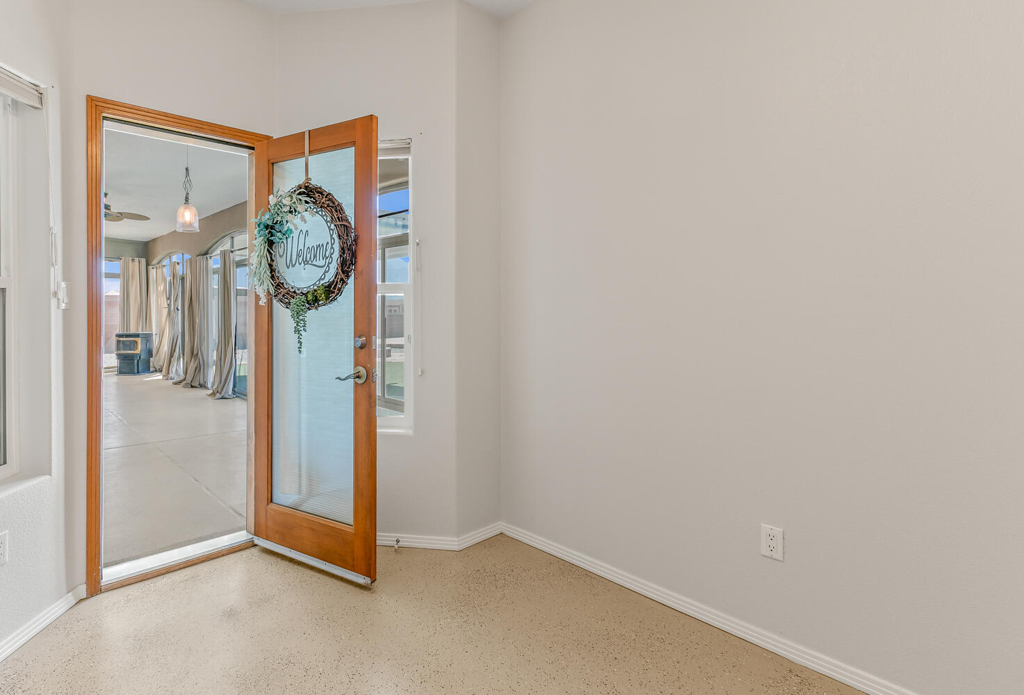 Photo 20 — 6702 Oersted Road NE