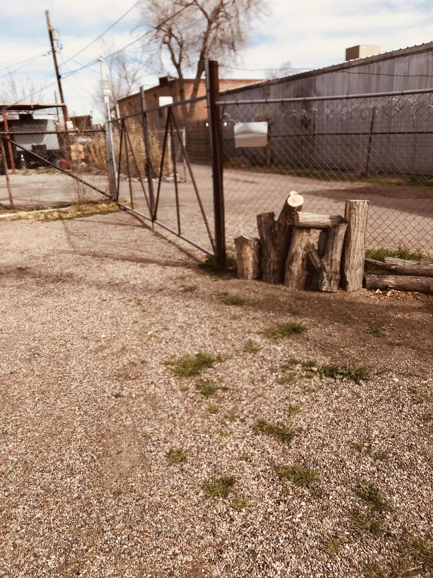Photo 4 — 1512 &1510 3rd Street NW