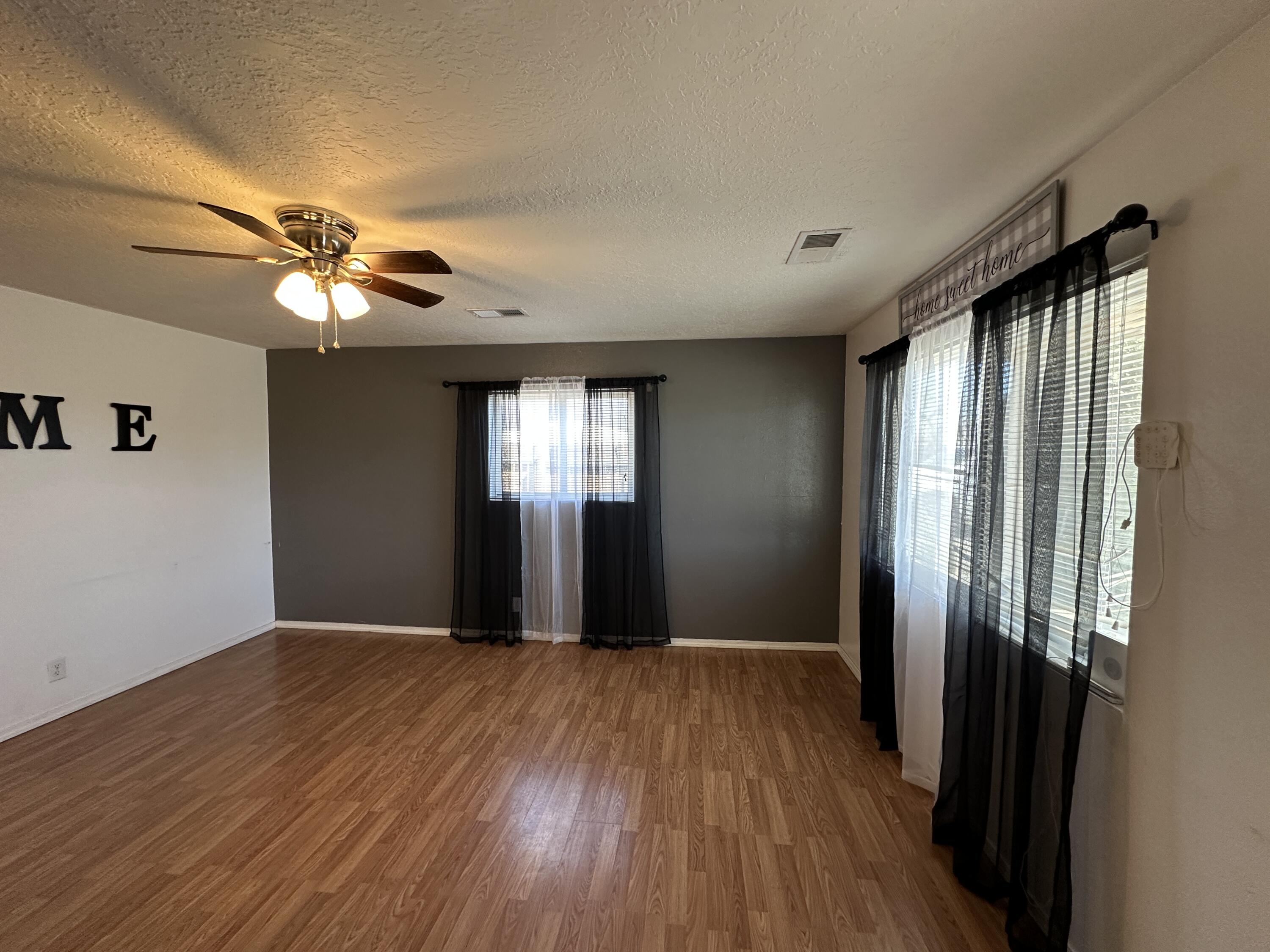 Photo 18 — 6209 Sunset Gardens Road SW