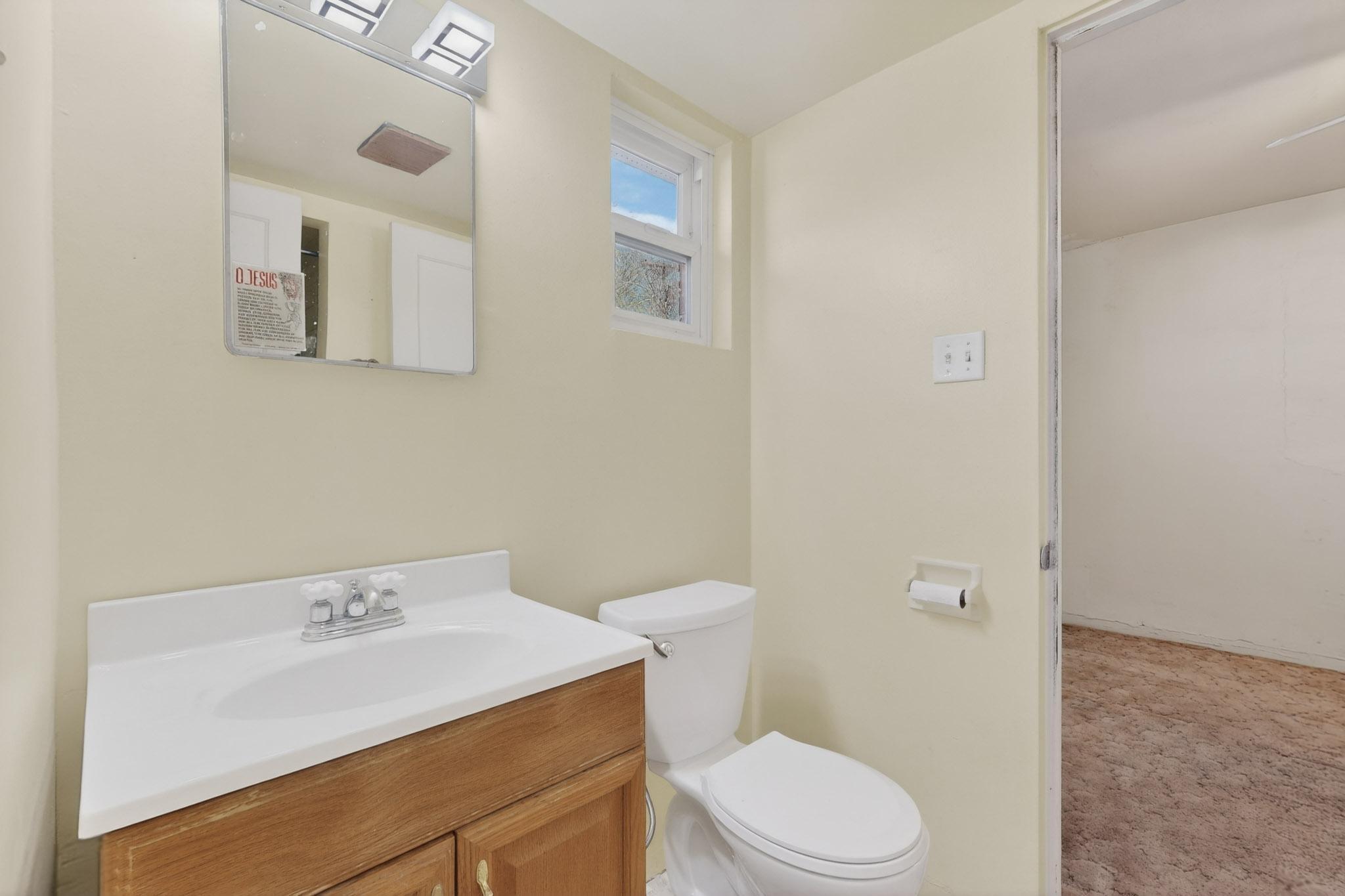 Photo 20 — 2328 Wyoming Boulevard NE
