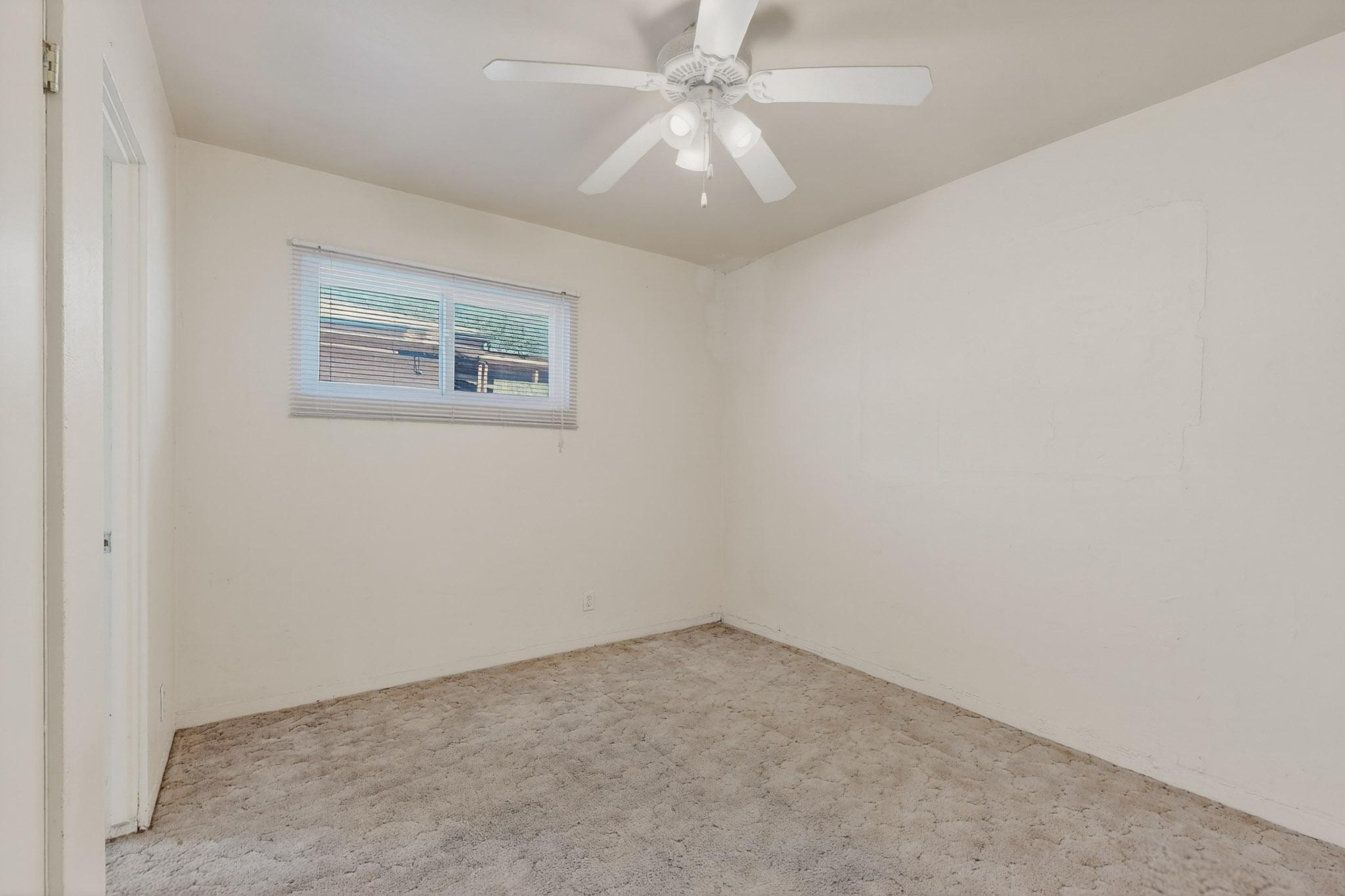 Photo 17 — 2328 Wyoming Boulevard NE
