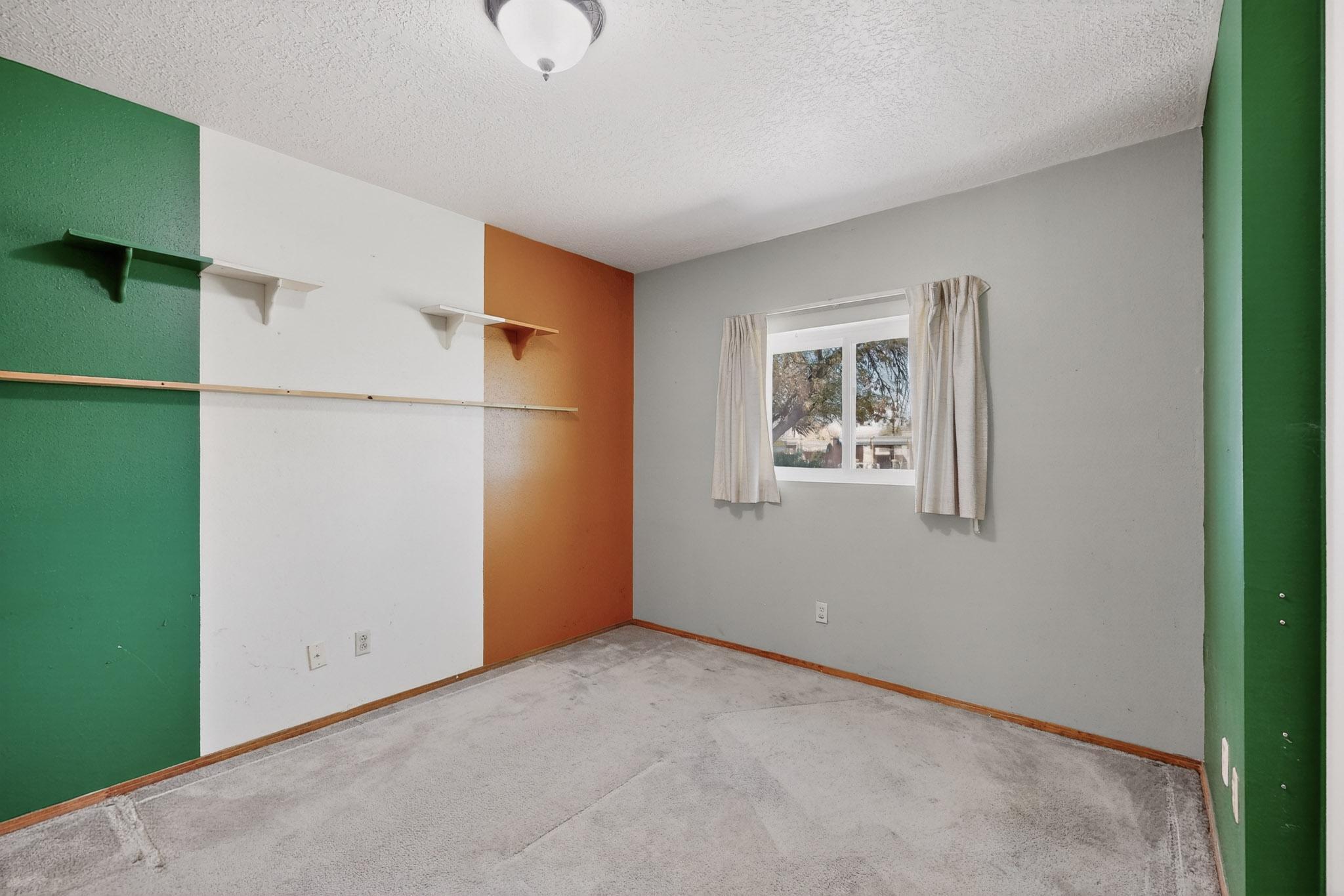 Photo 14 — 2328 Wyoming Boulevard NE