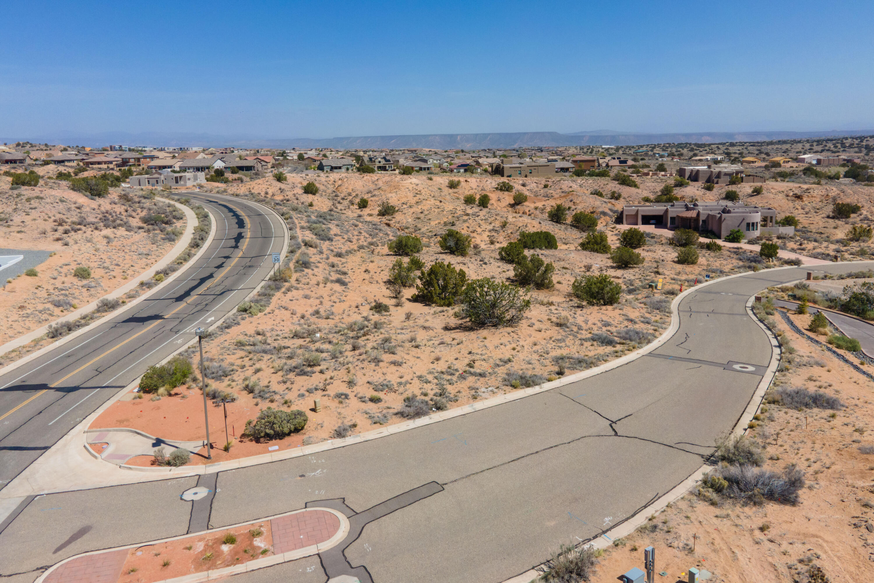 Photo 6 — 2402 Desert Zinnia Road