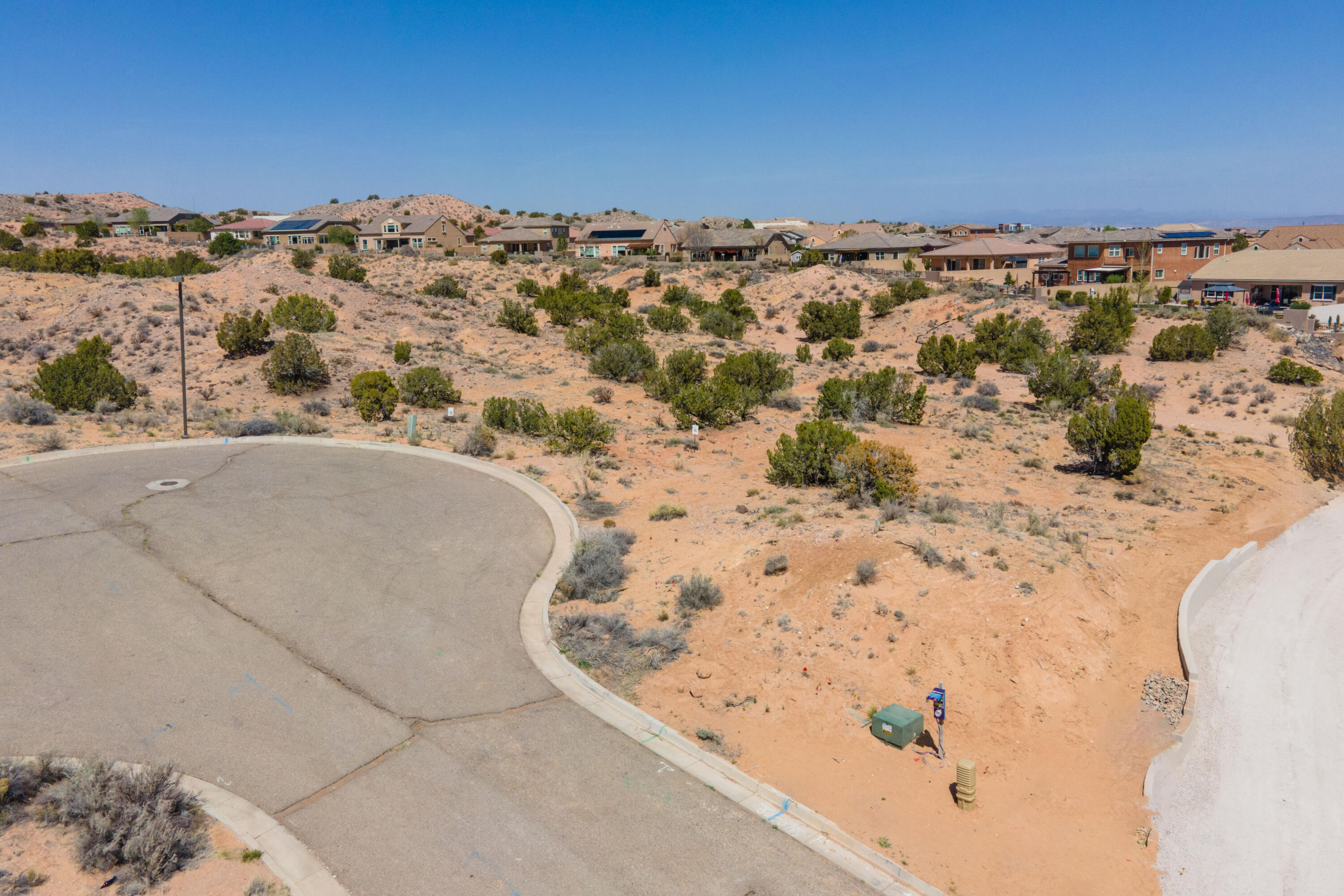 Photo 6 — 2308 Desert Marigold Road NE