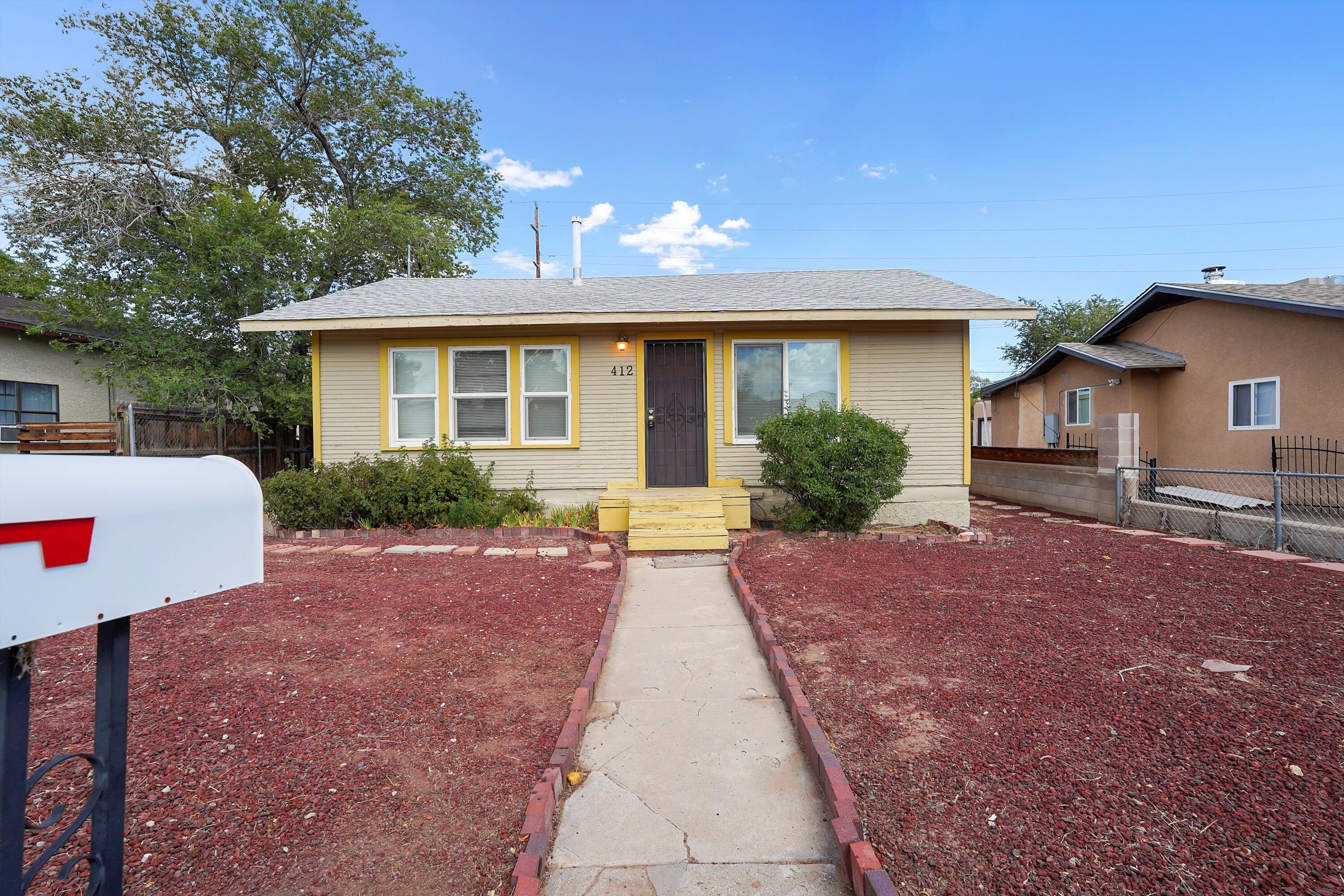 412 Harvard Drive SE, Albuquerque, NM 87106