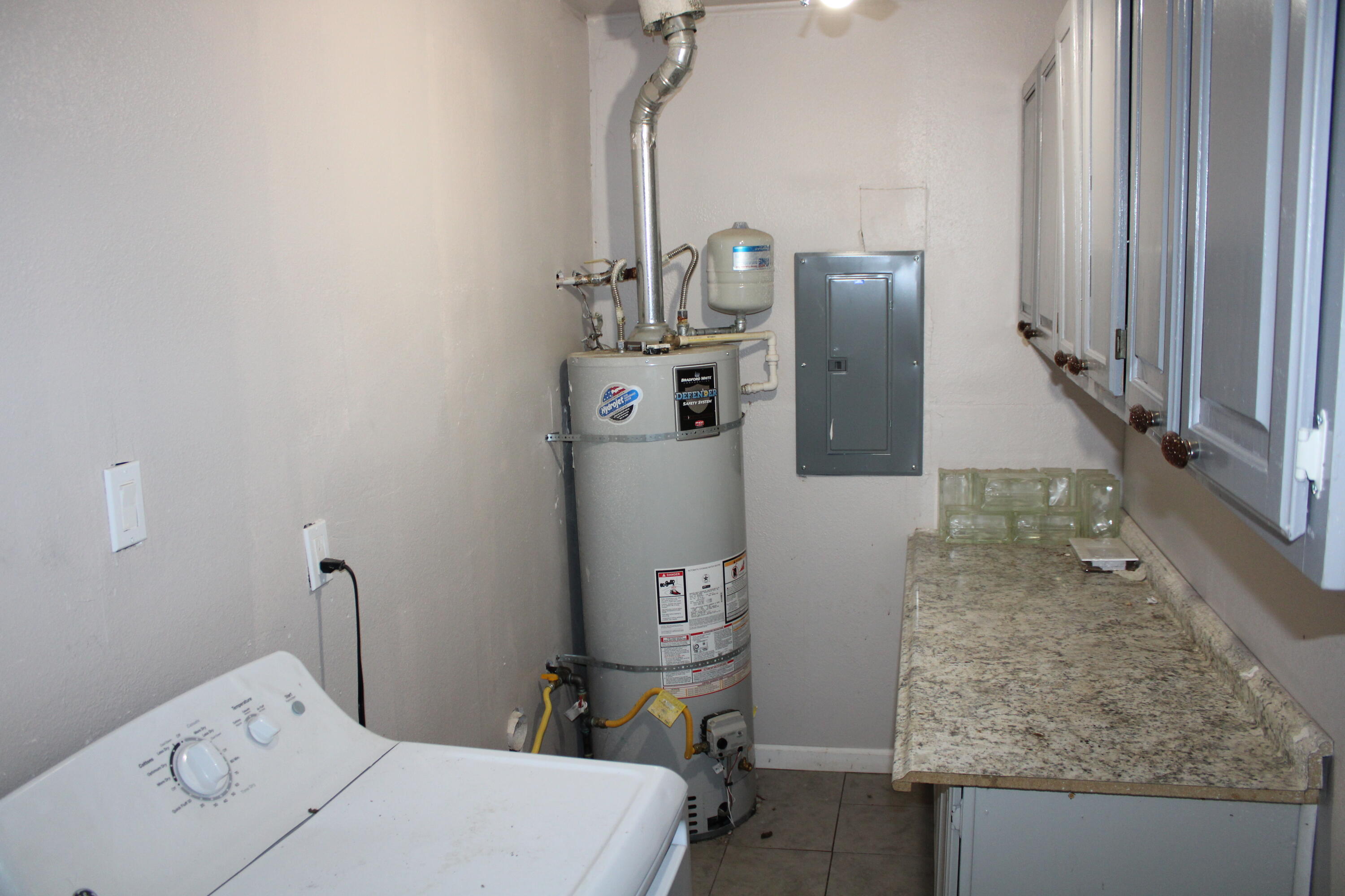 Photo 11 — 603 Coulson Drive