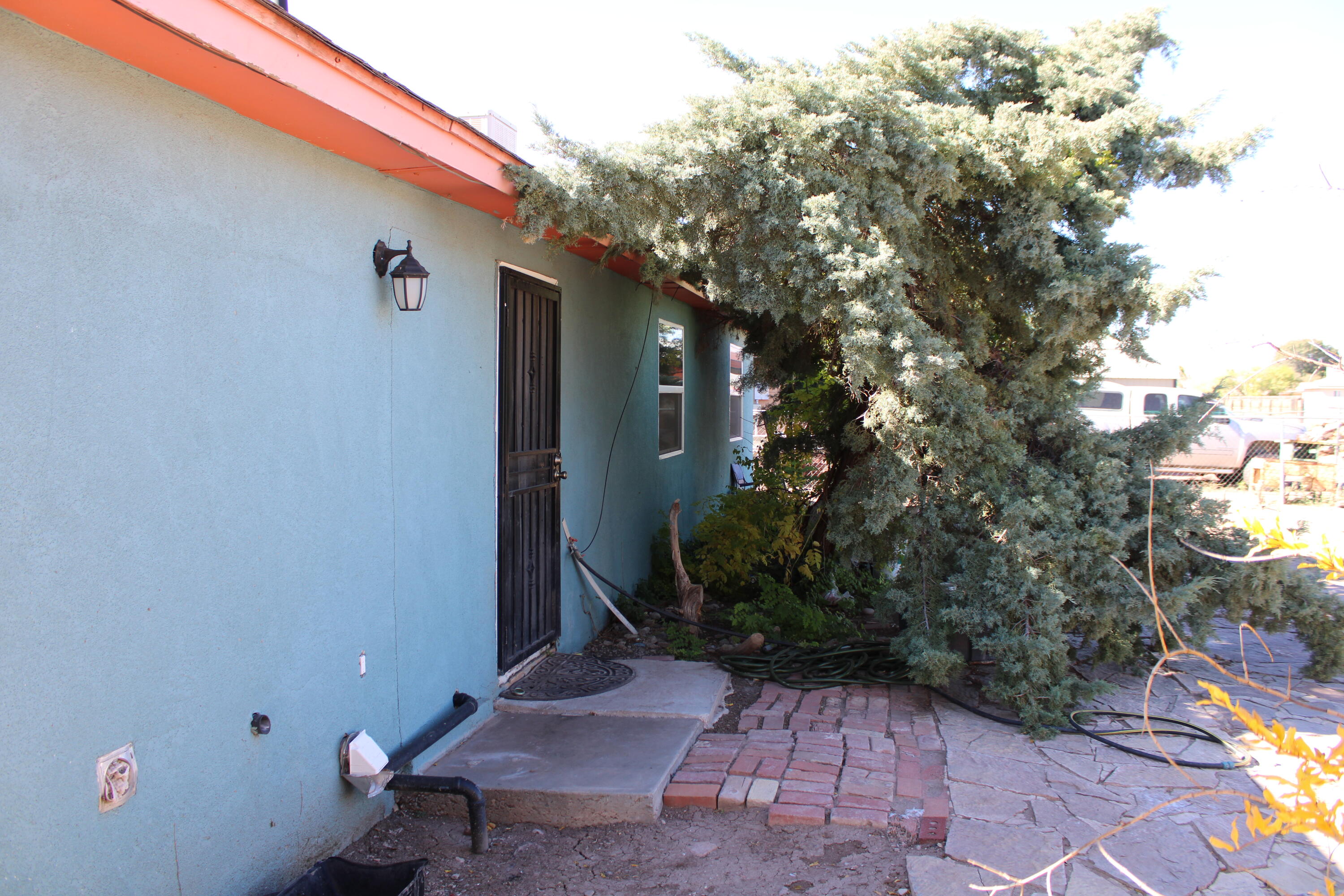 Photo 15 — 603 Coulson Drive