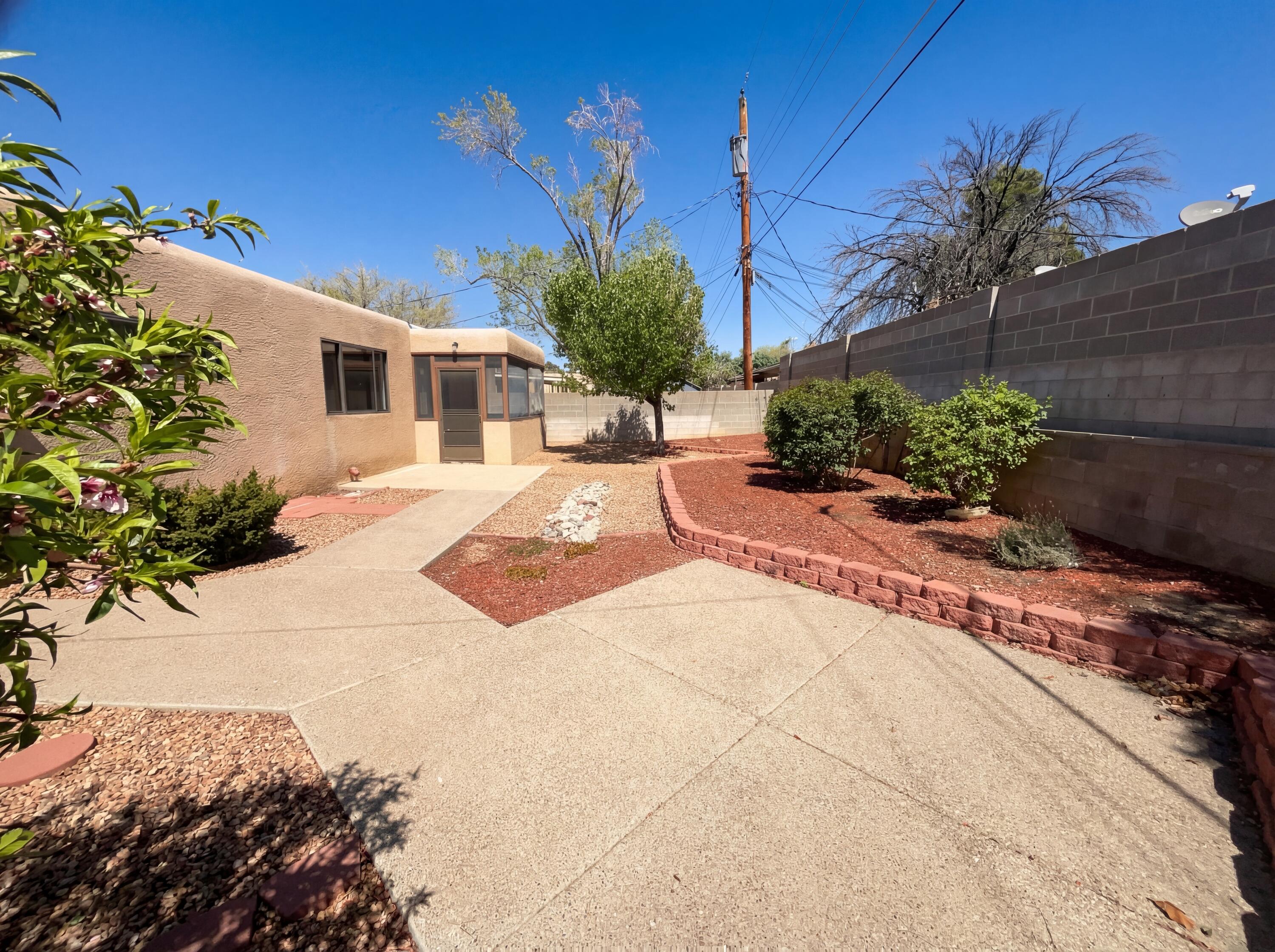 Photo 16 — 3336 Betts Drive NE
