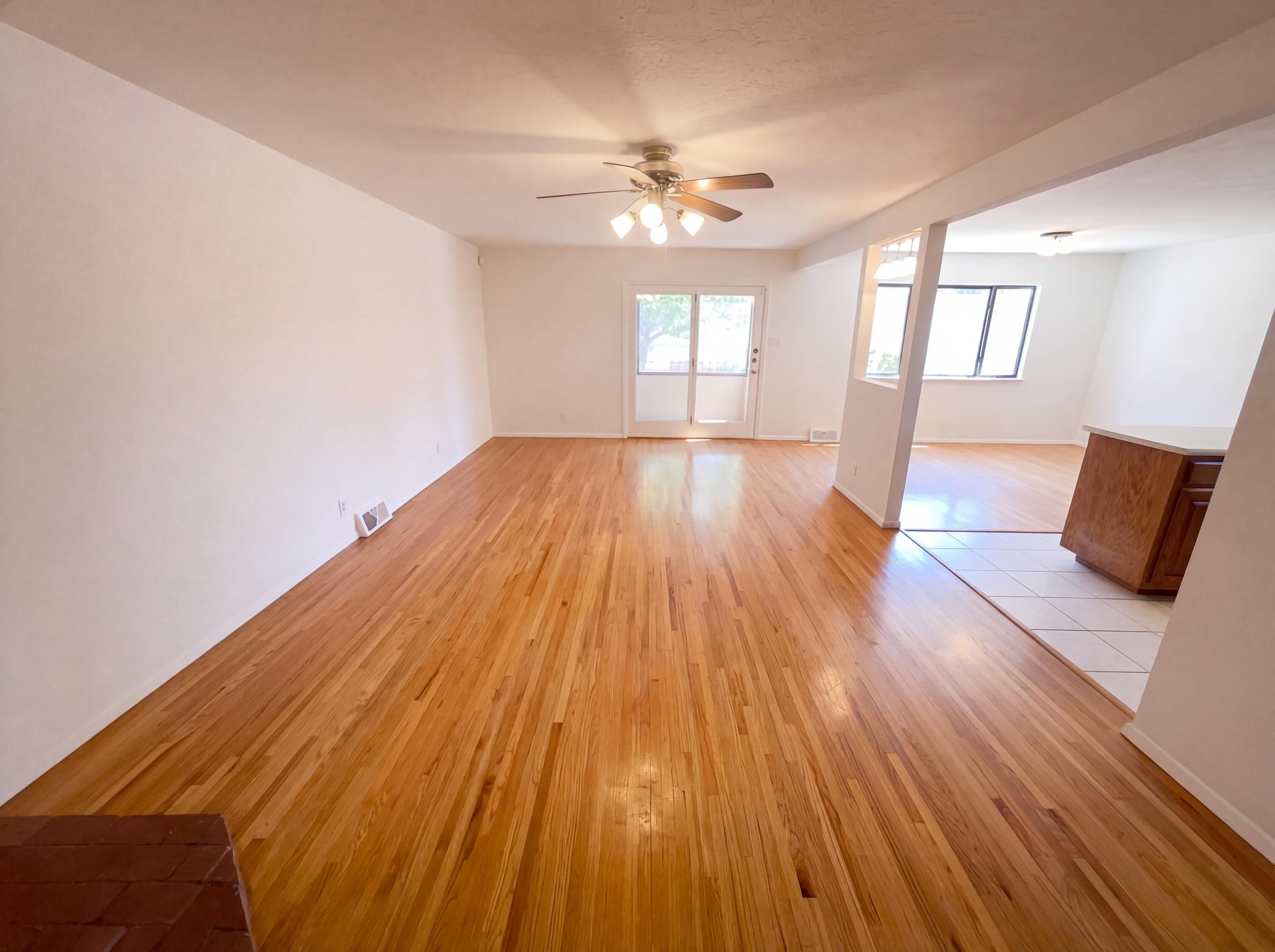 Photo 7 — 3336 Betts Drive NE