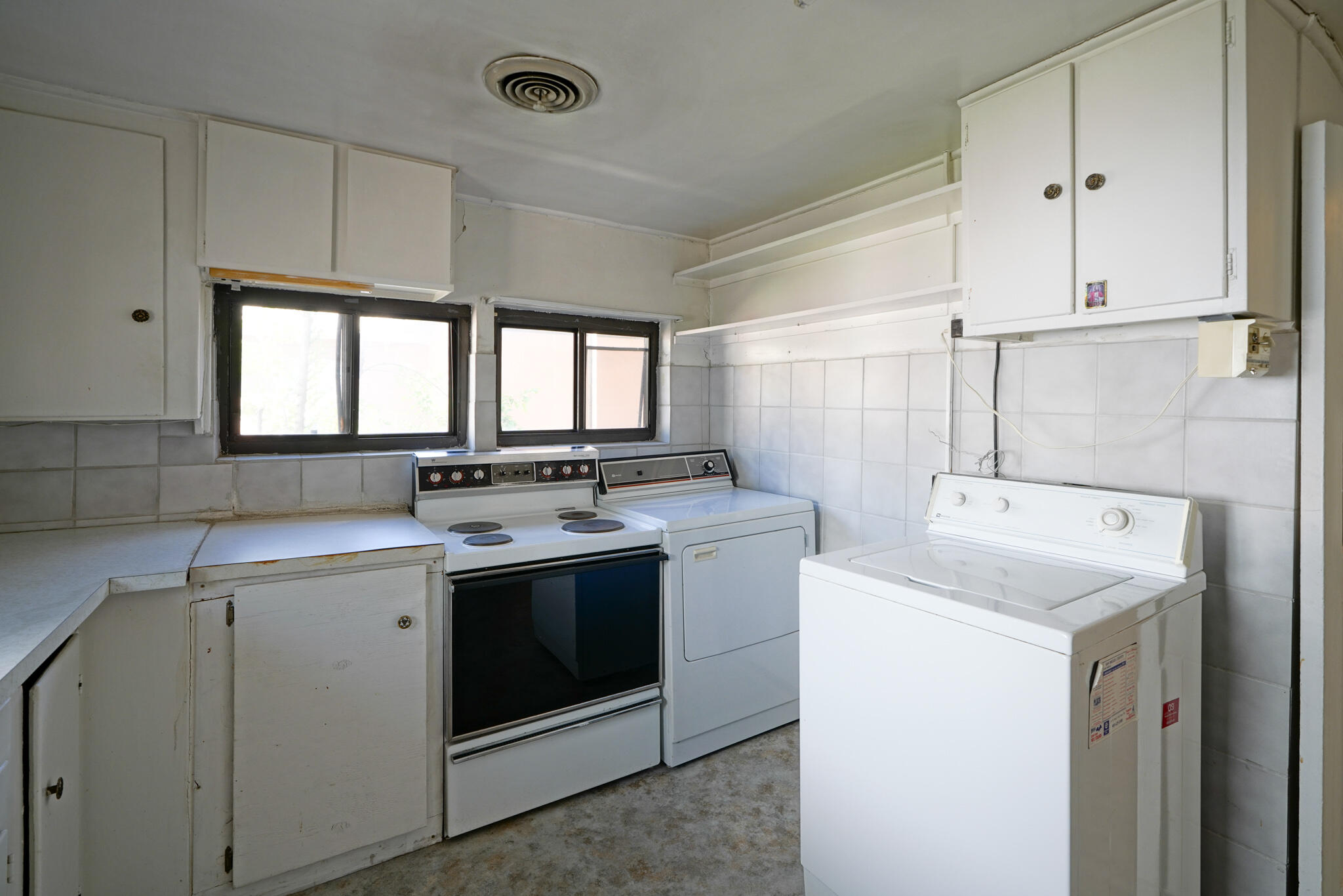 Photo 18 — 158 Independence Avenue