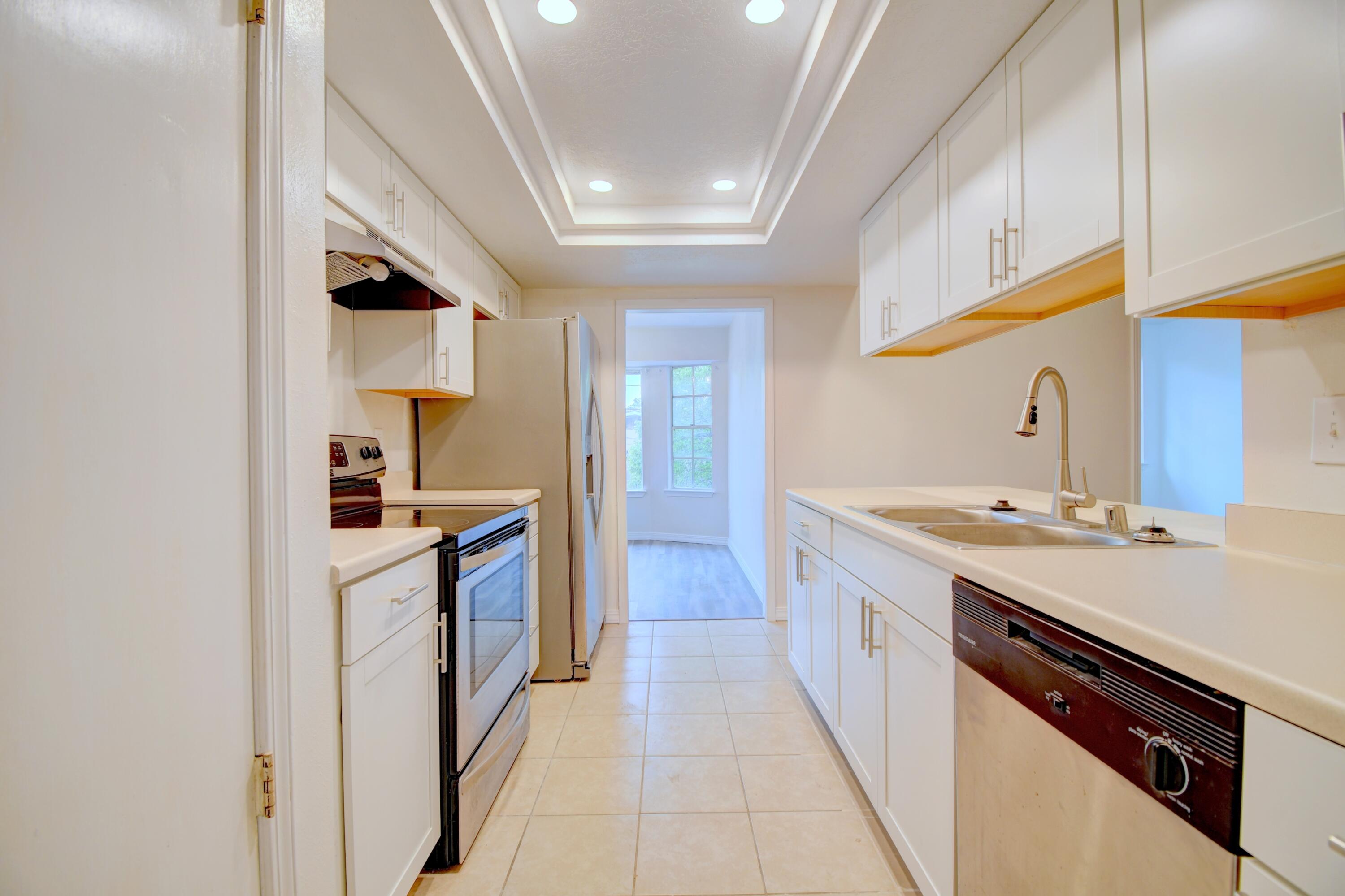 Photo 15 — 7312 Arvada Avenue NE
