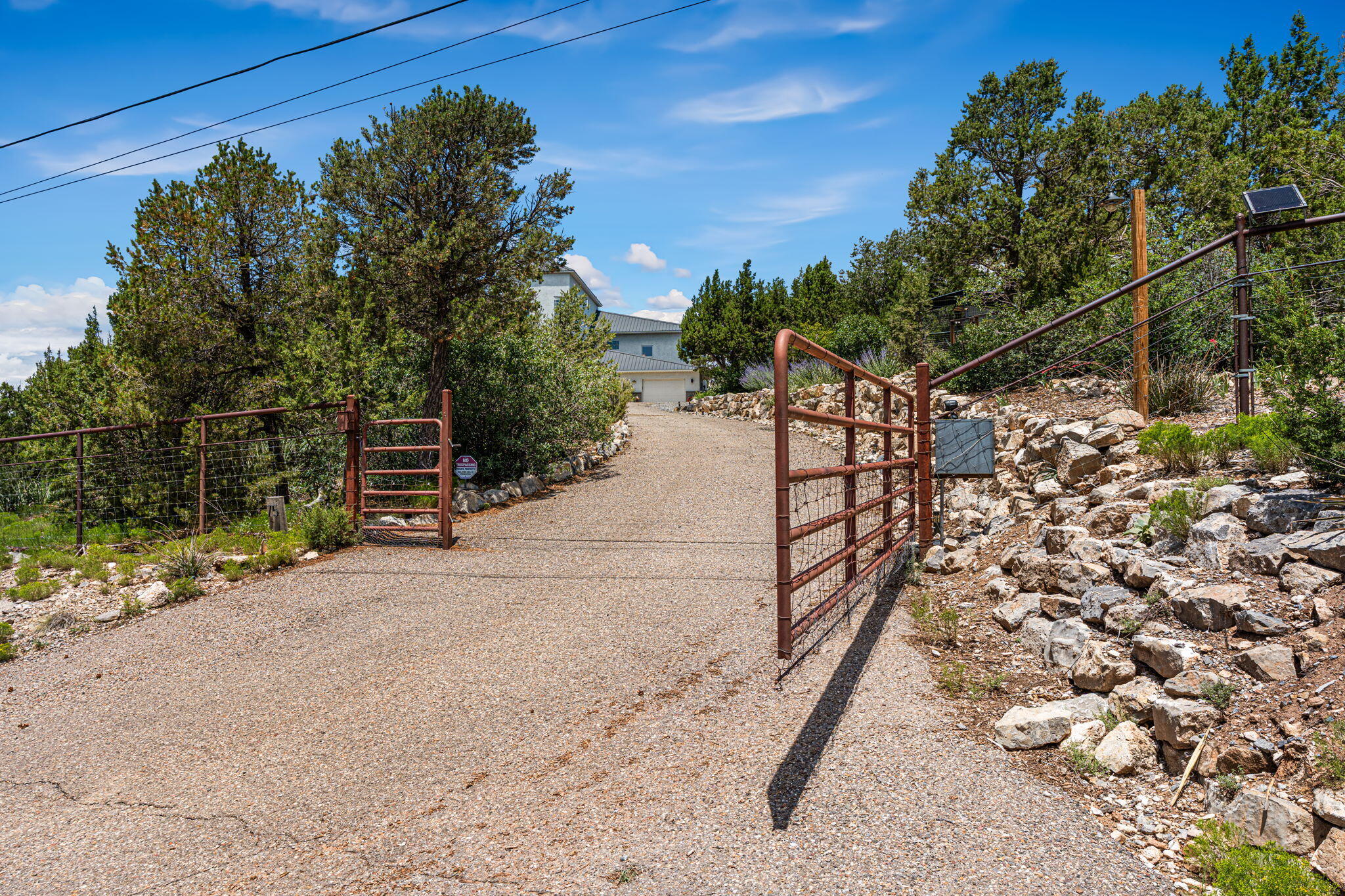 Photo 3 — 75 Canyon Road