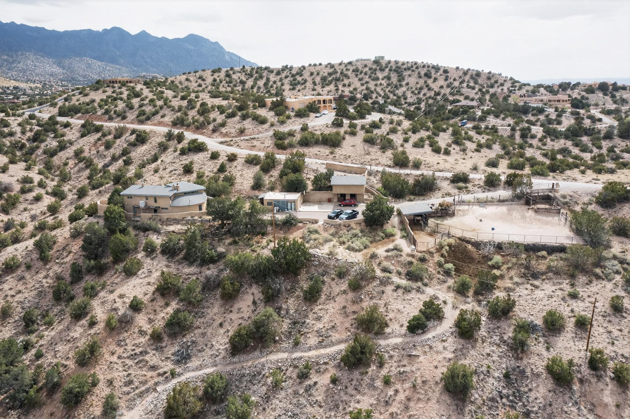 22 Cabezon Road, Placitas, NM 87043
