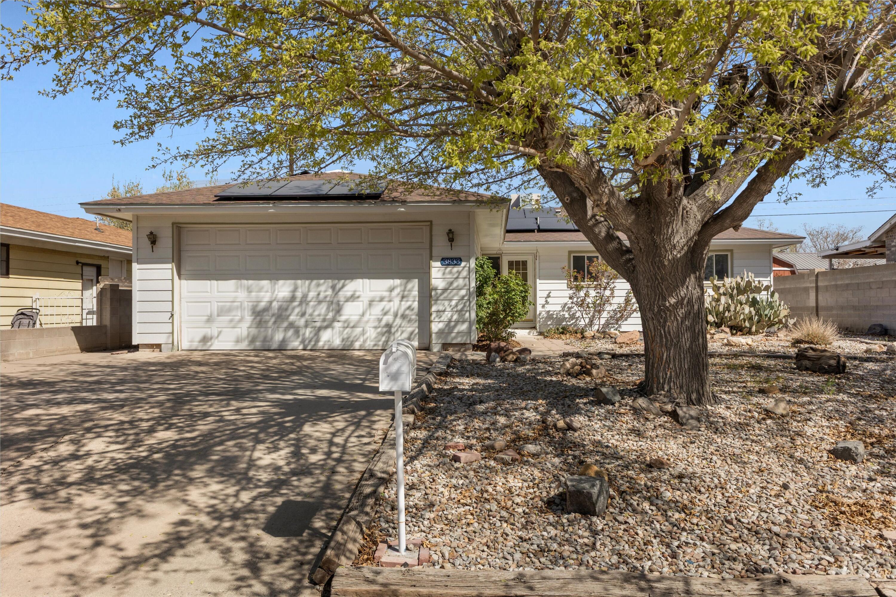 3833 Goodrich Avenue NE, Albuquerque, NM 87110