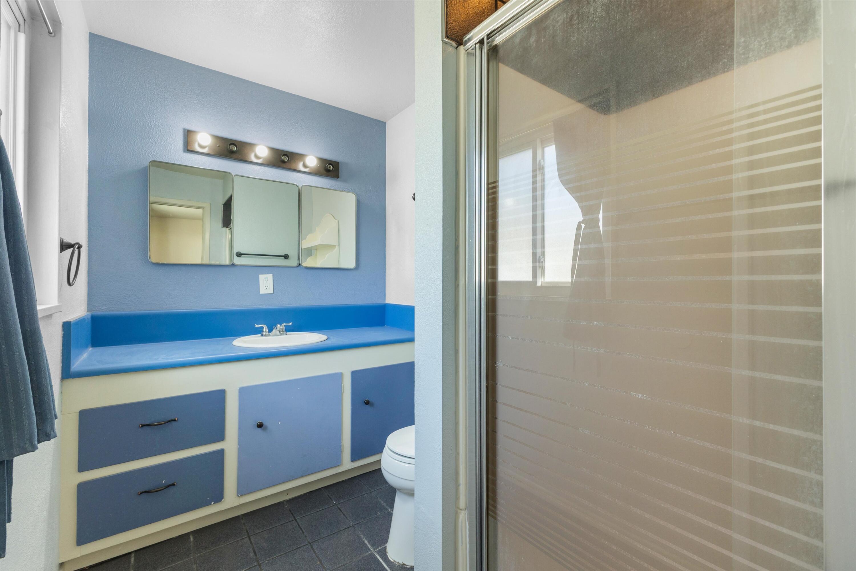 Photo 17 — 3833 Goodrich Avenue NE