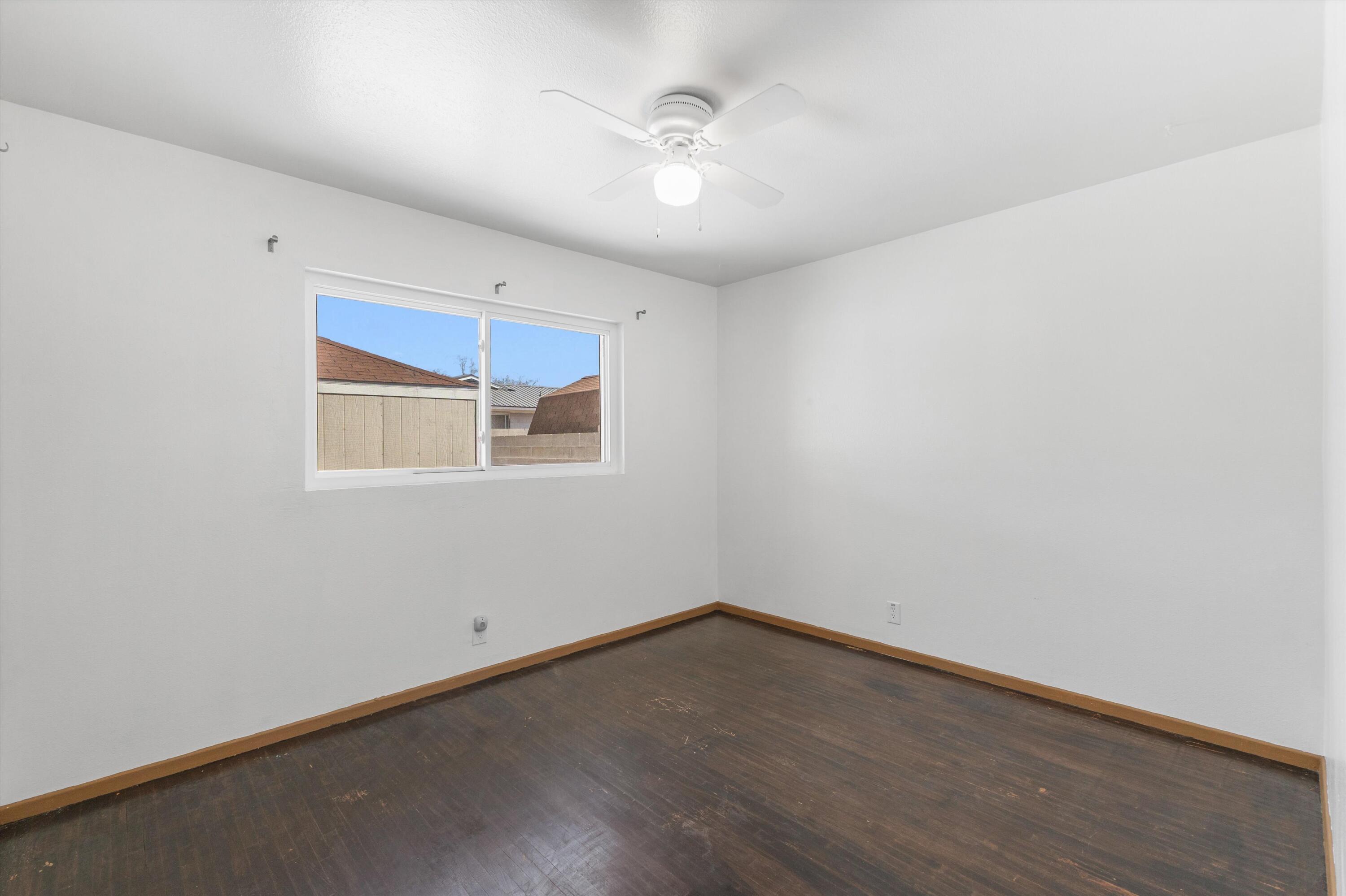 Photo 16 — 3833 Goodrich Avenue NE