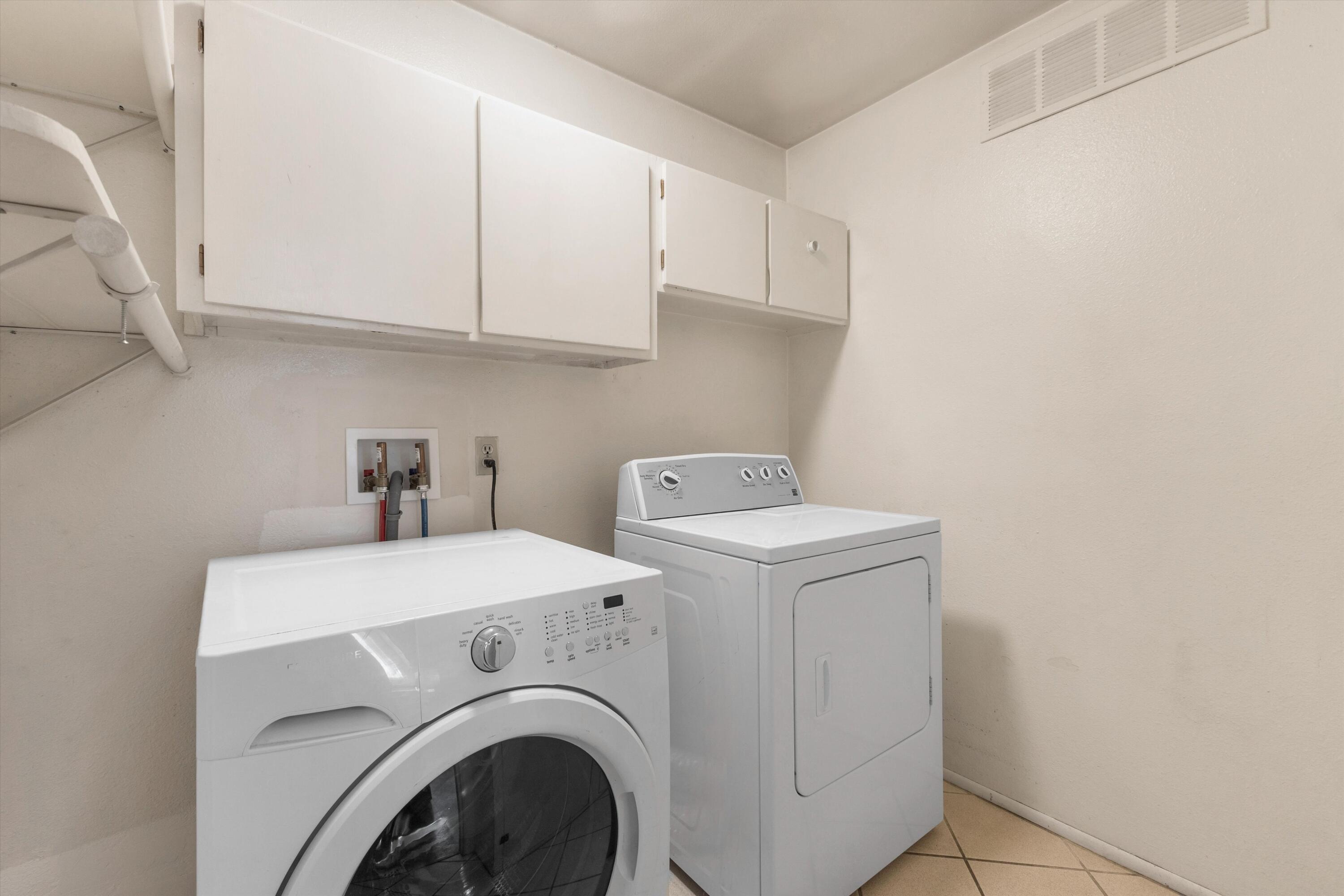 Photo 14 — 3833 Goodrich Avenue NE