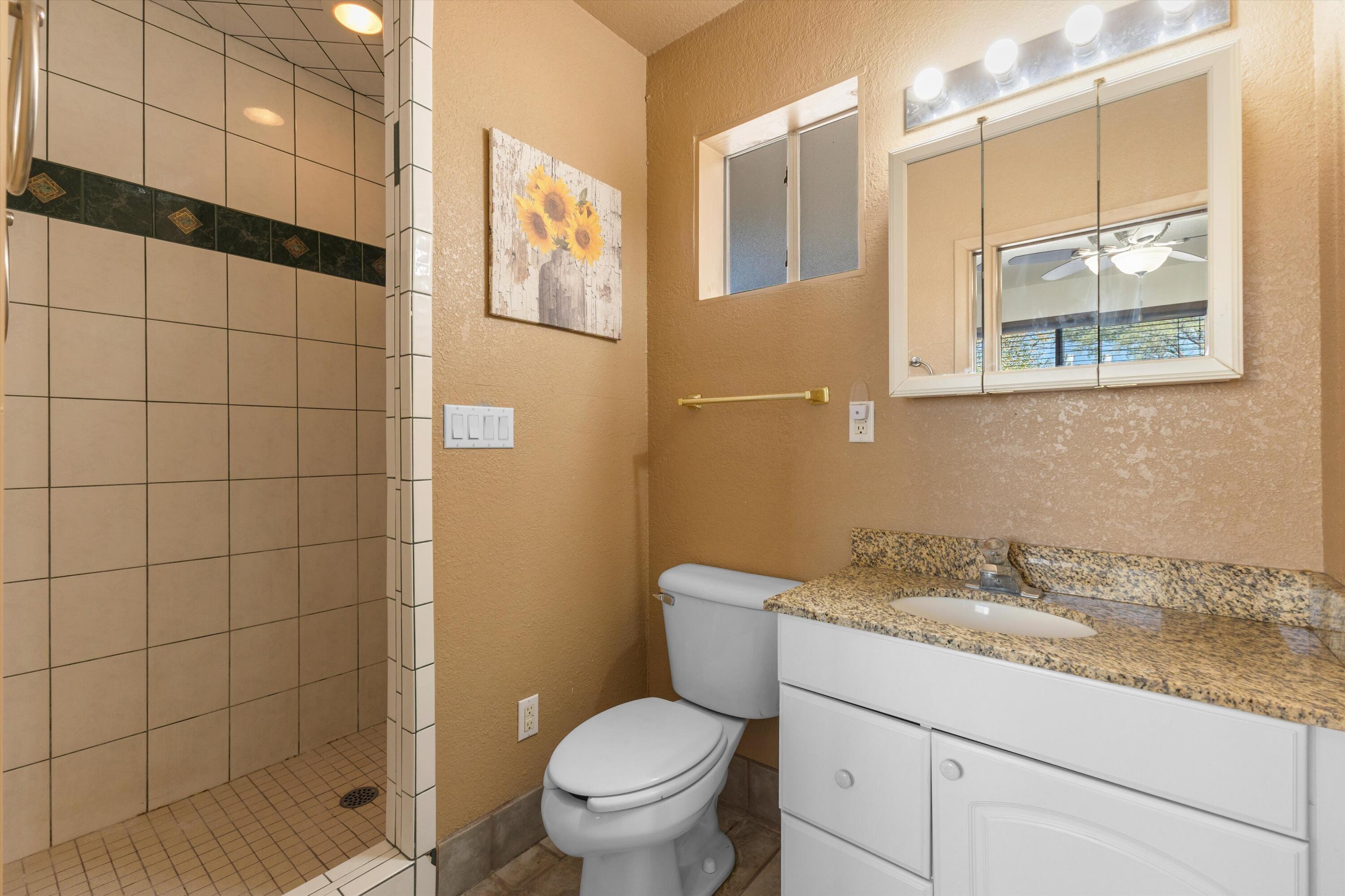 Photo 11 — 3833 Goodrich Avenue NE