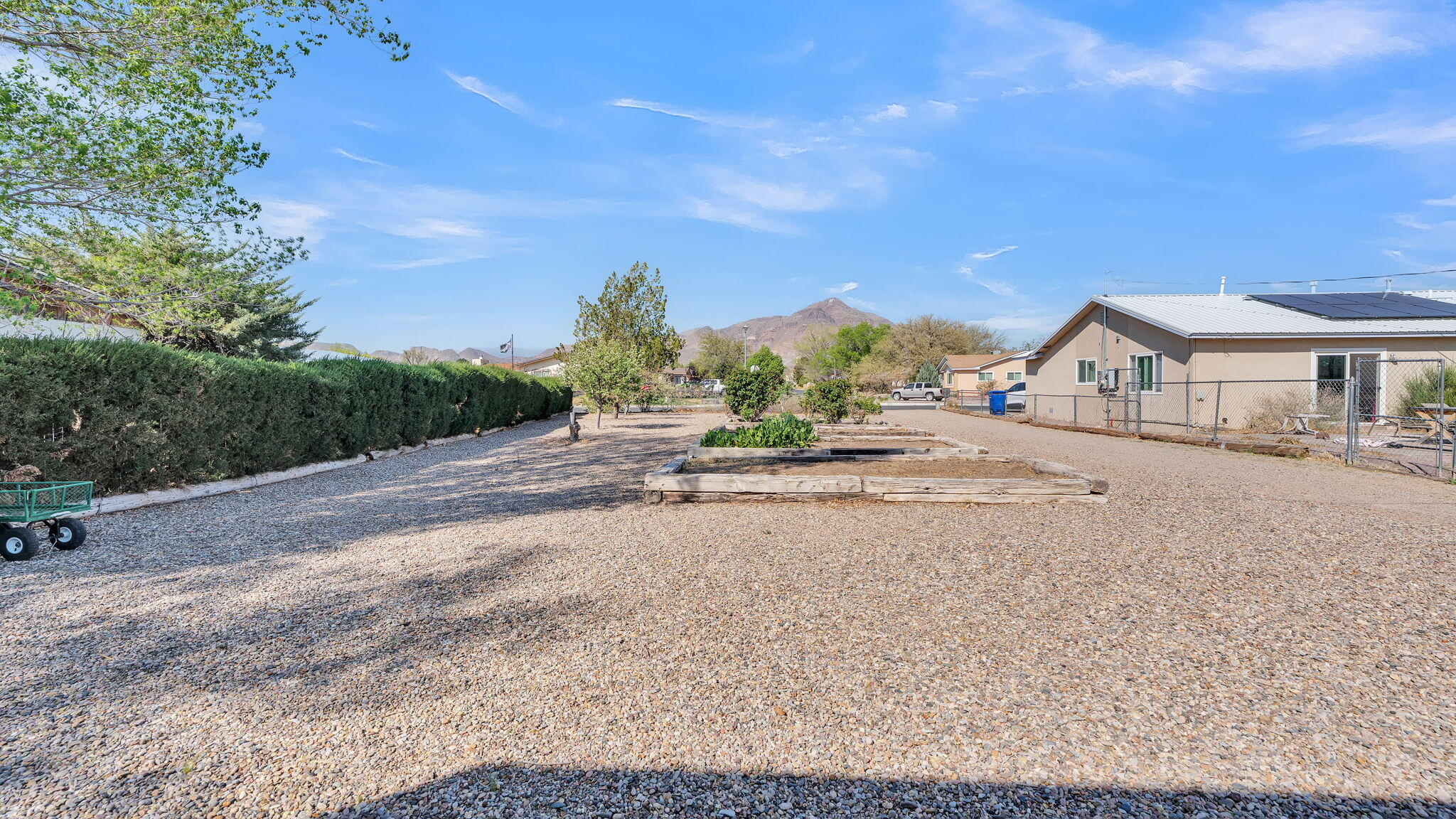 Photo 11 — 917 Bee Court