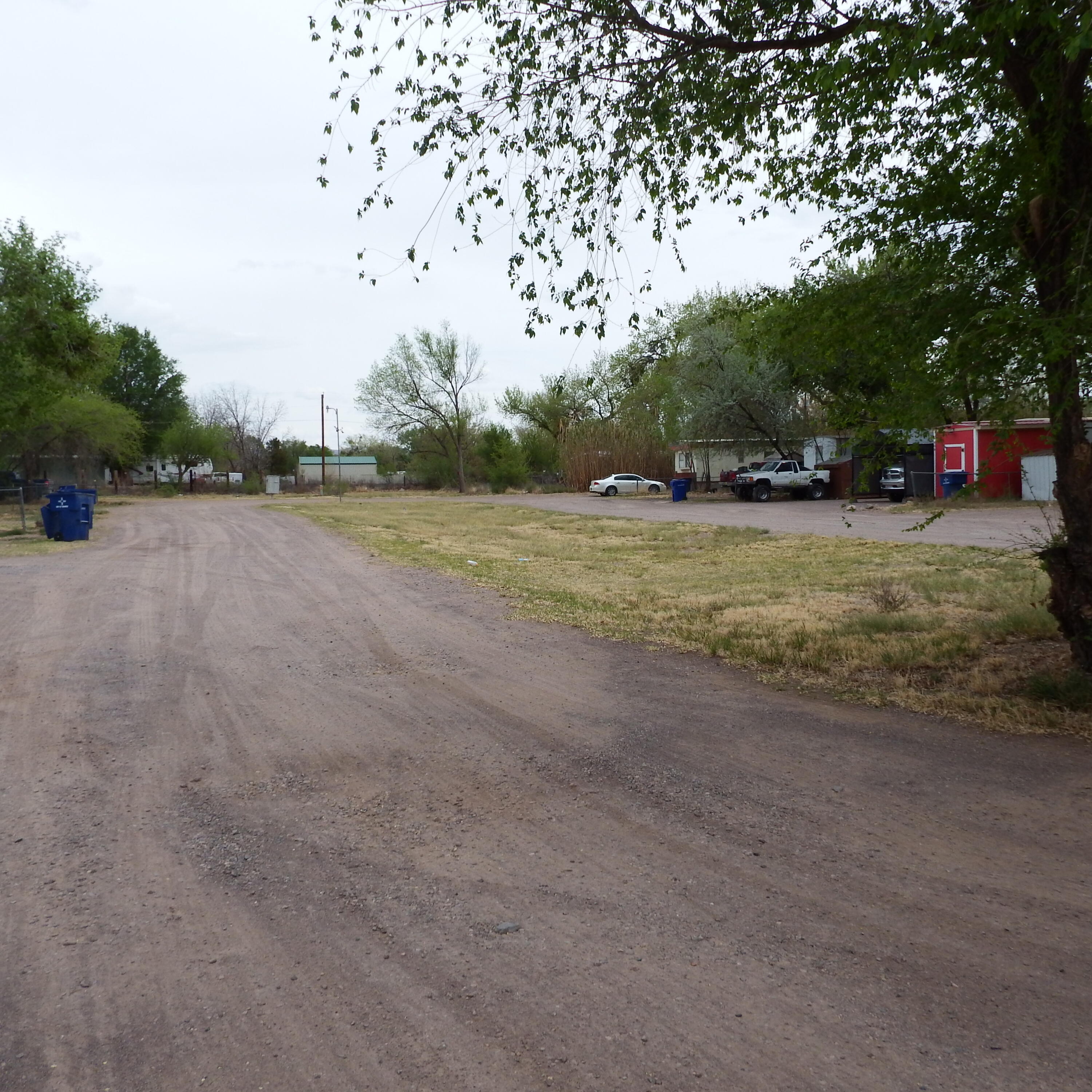 Photo 8 — 401-413 Eastwood Loop