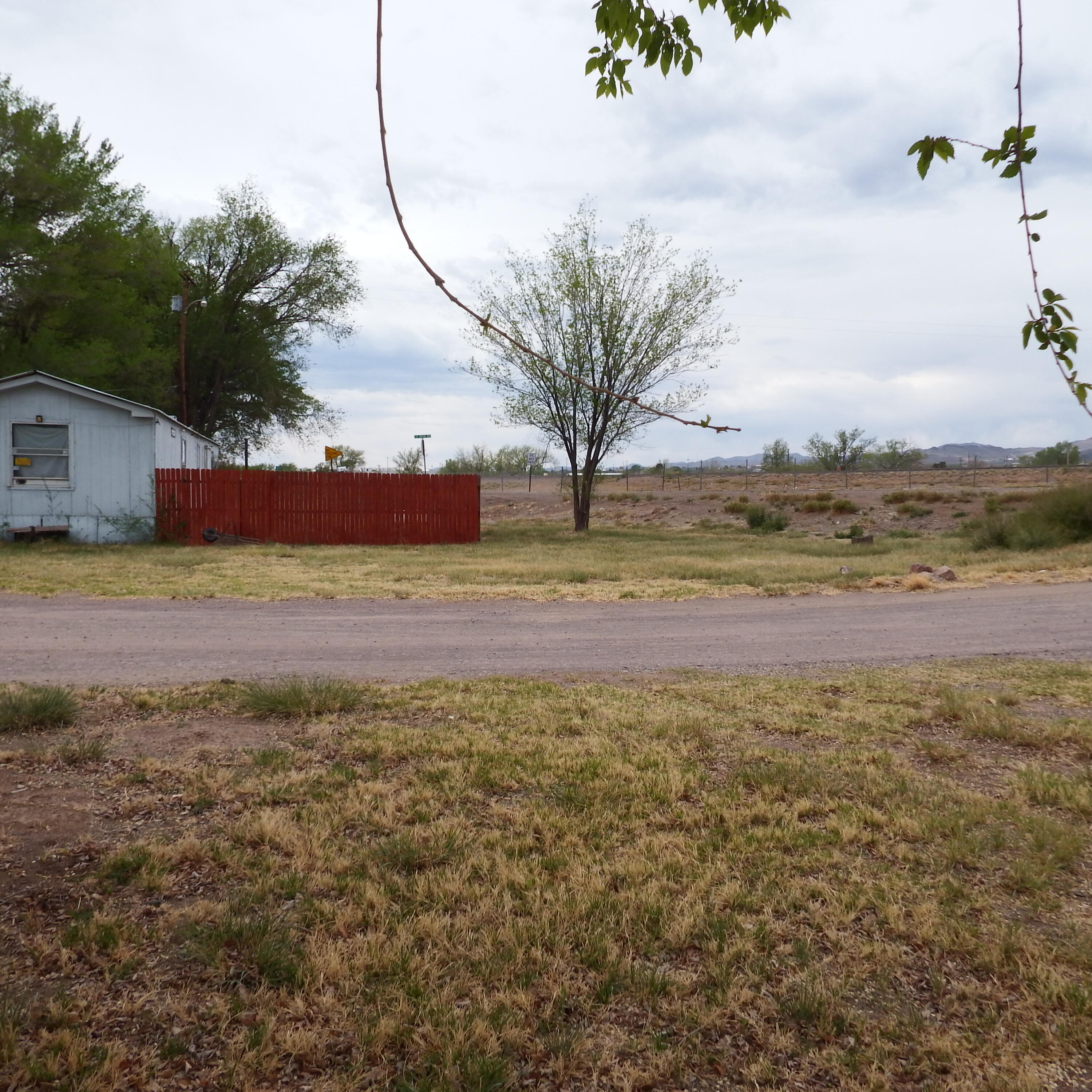 Photo 6 — 401-413 Eastwood Loop