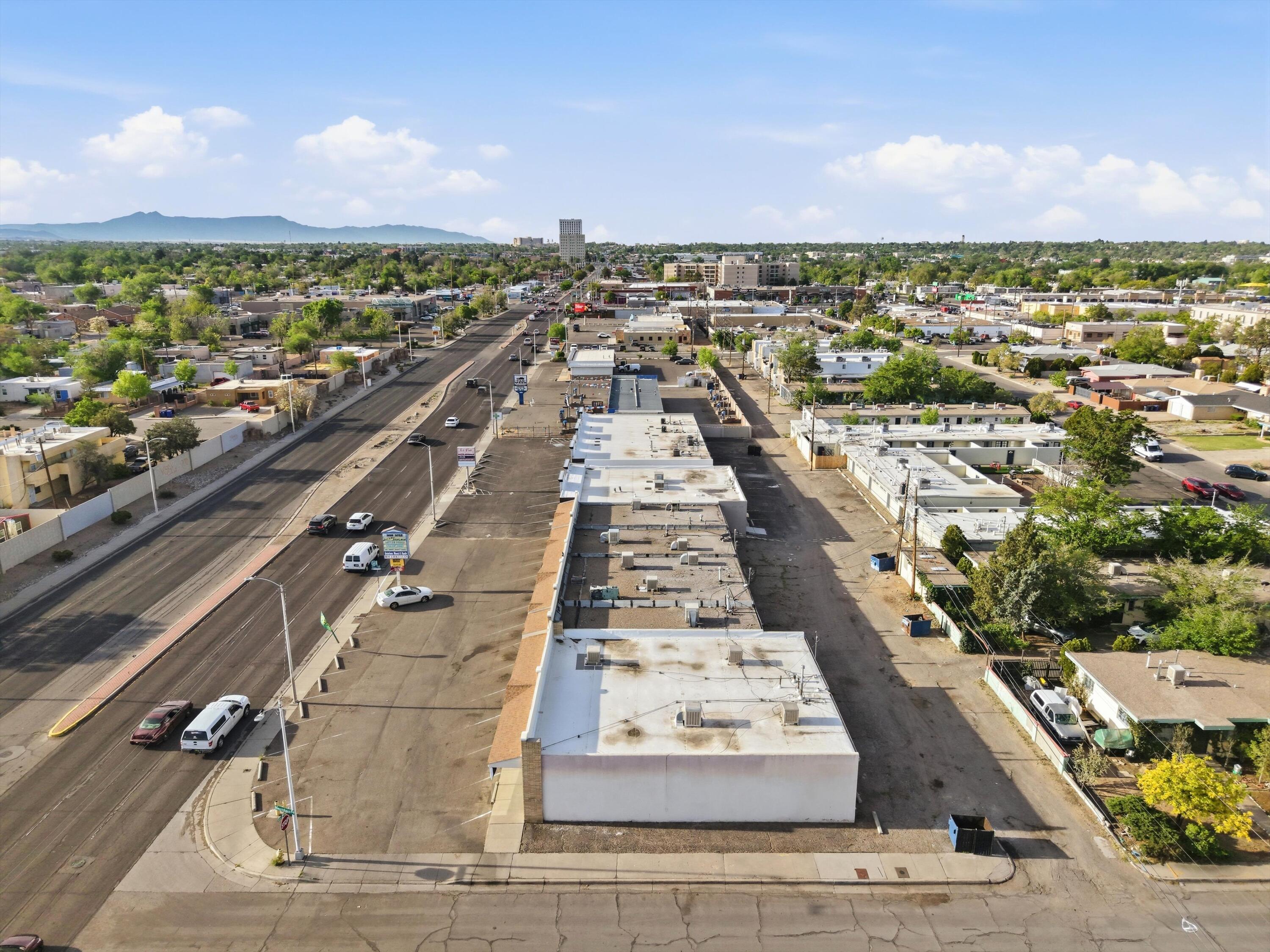 Photo 4 — 1301 San Mateo Boulevard NE 01-11b