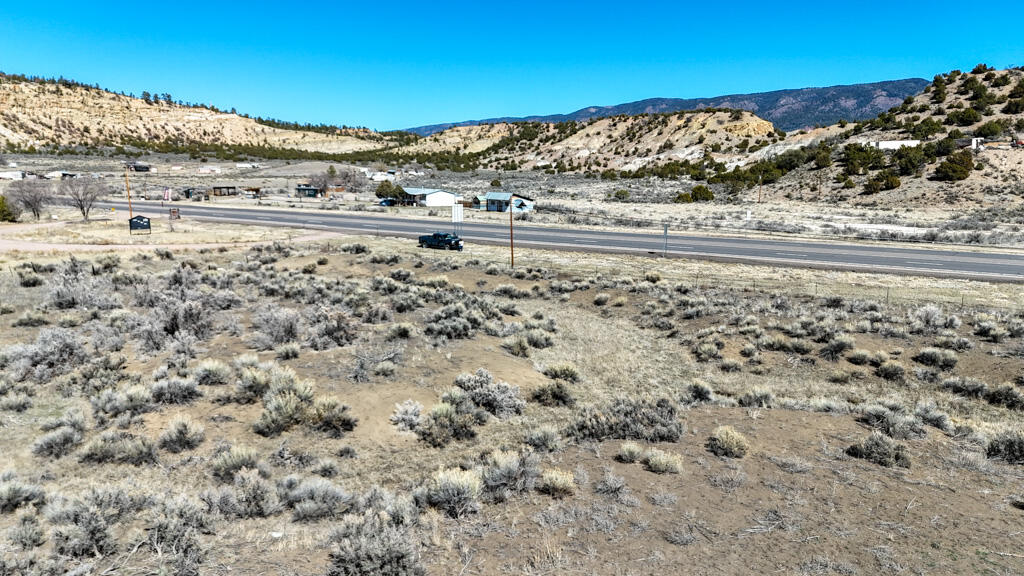 Photo 9 — 6517 US-550