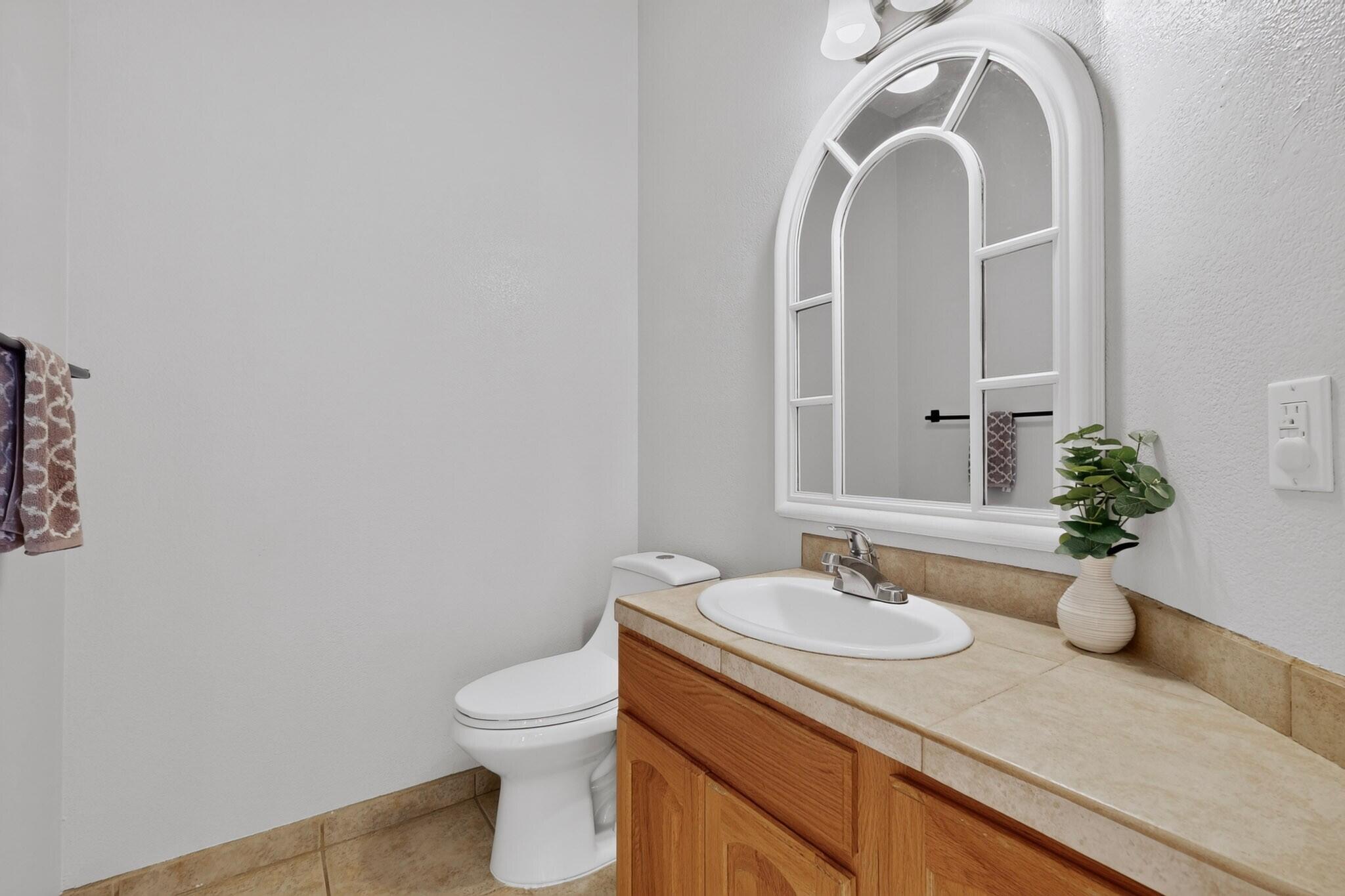 Photo 3 — 9905 Cardinal Street NW