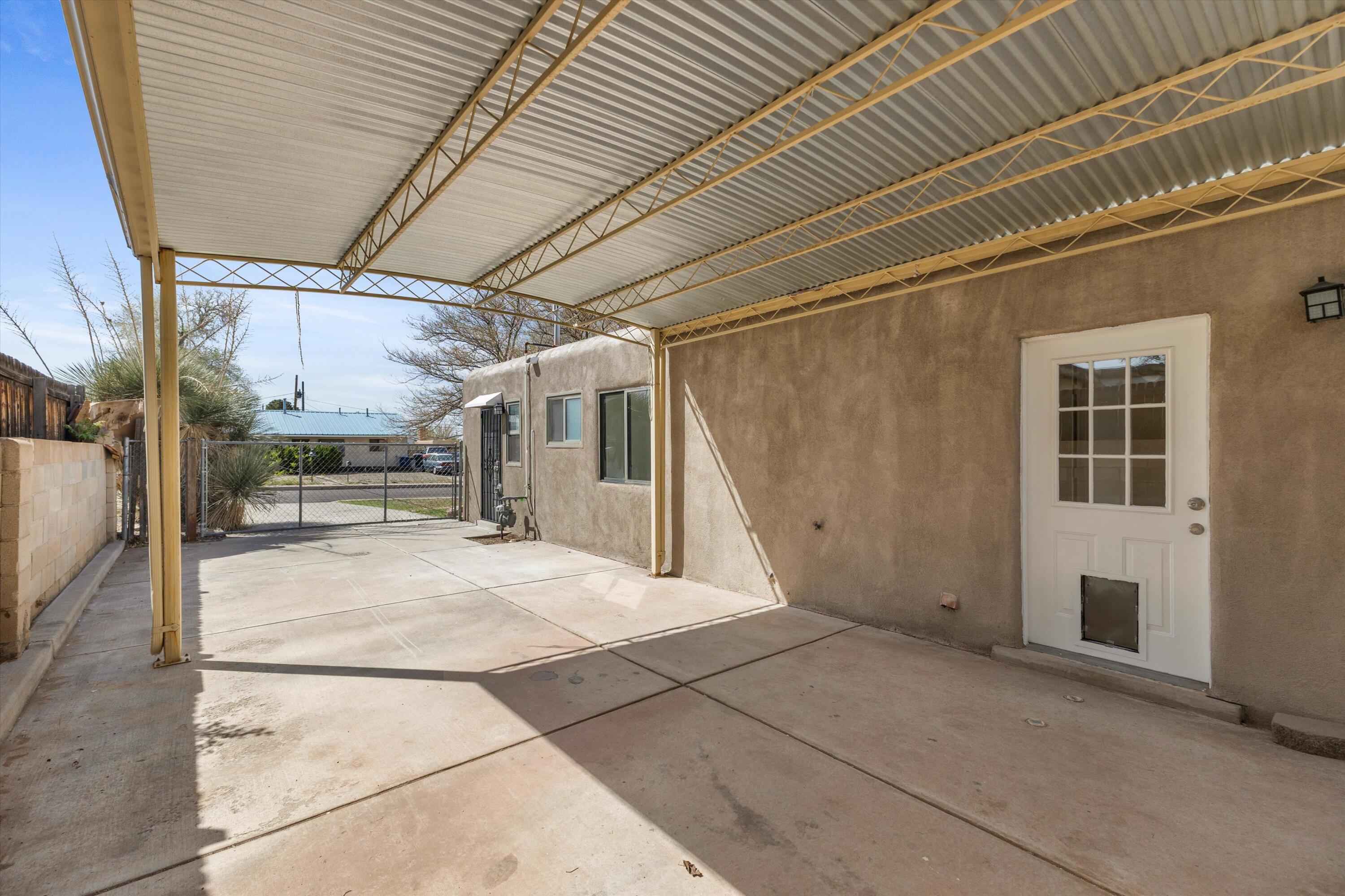 Photo 12 — 9225 Mescalero Road NE