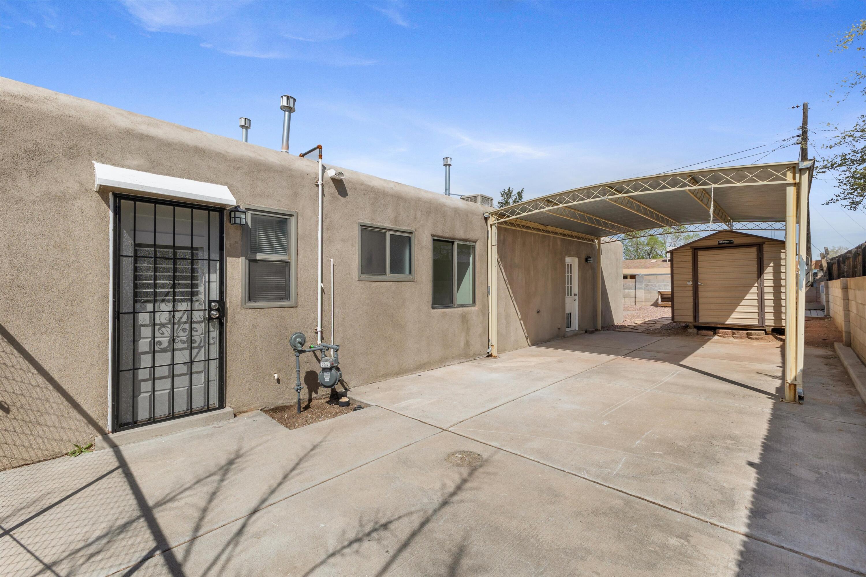 Photo 13 — 9225 Mescalero Road NE