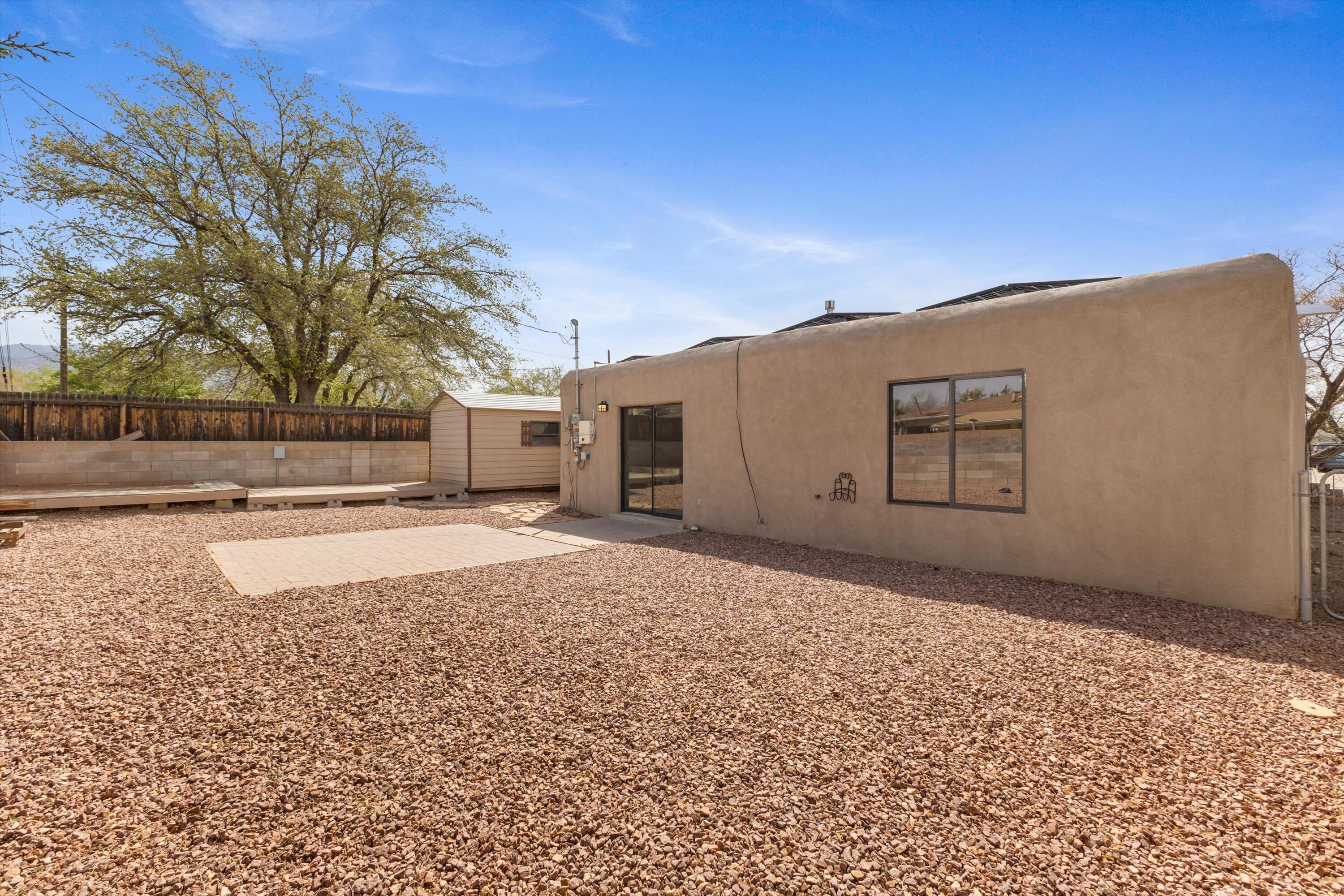 Photo 18 — 9225 Mescalero Road NE