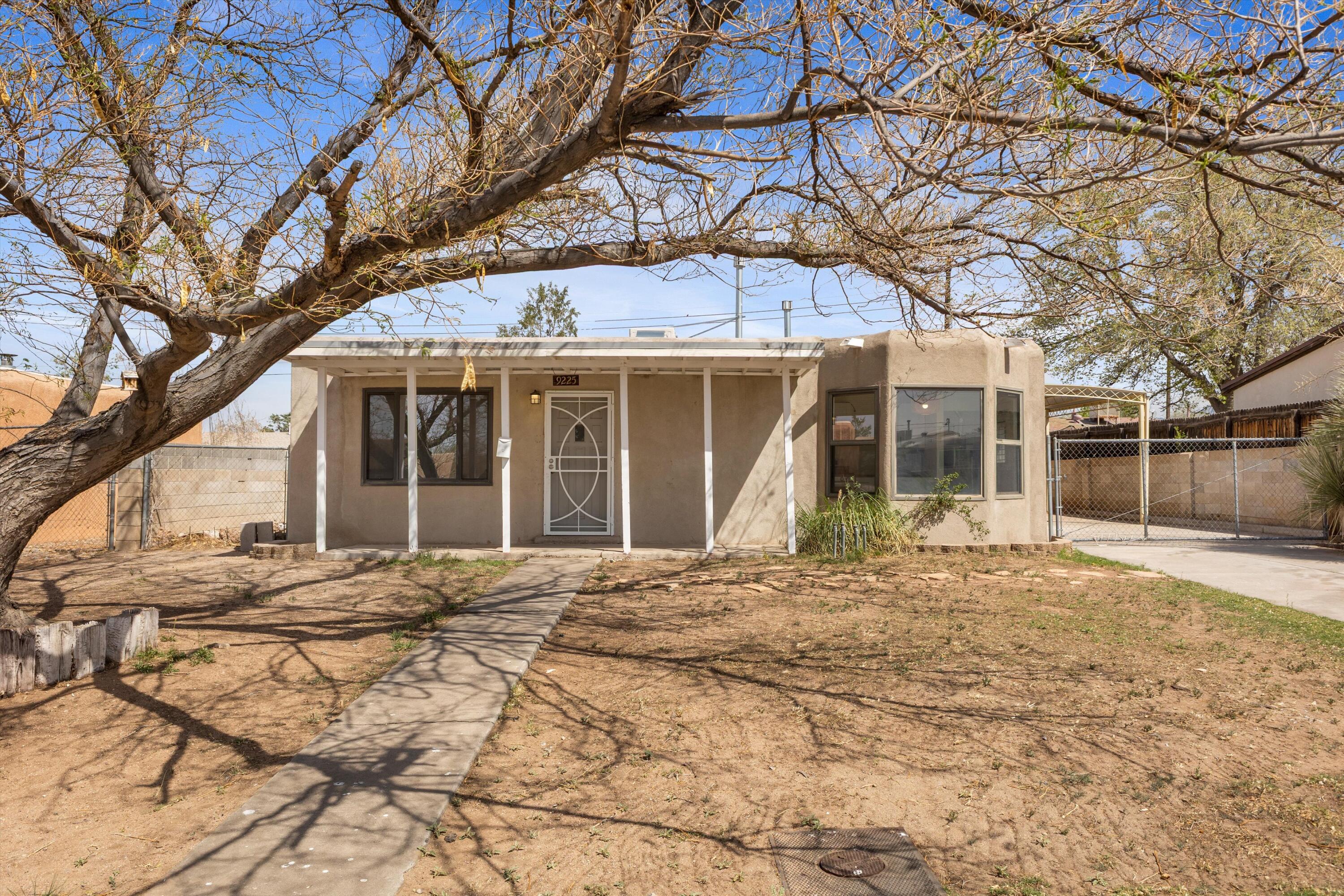 Photo 19 — 9225 Mescalero Road NE