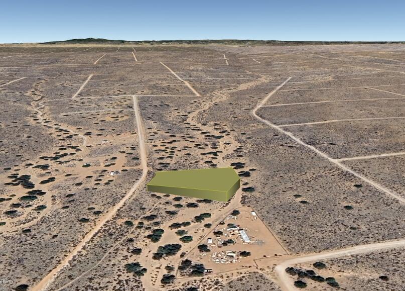 Photo 6 —  Hacienda (U6 B9 L134) Road NW