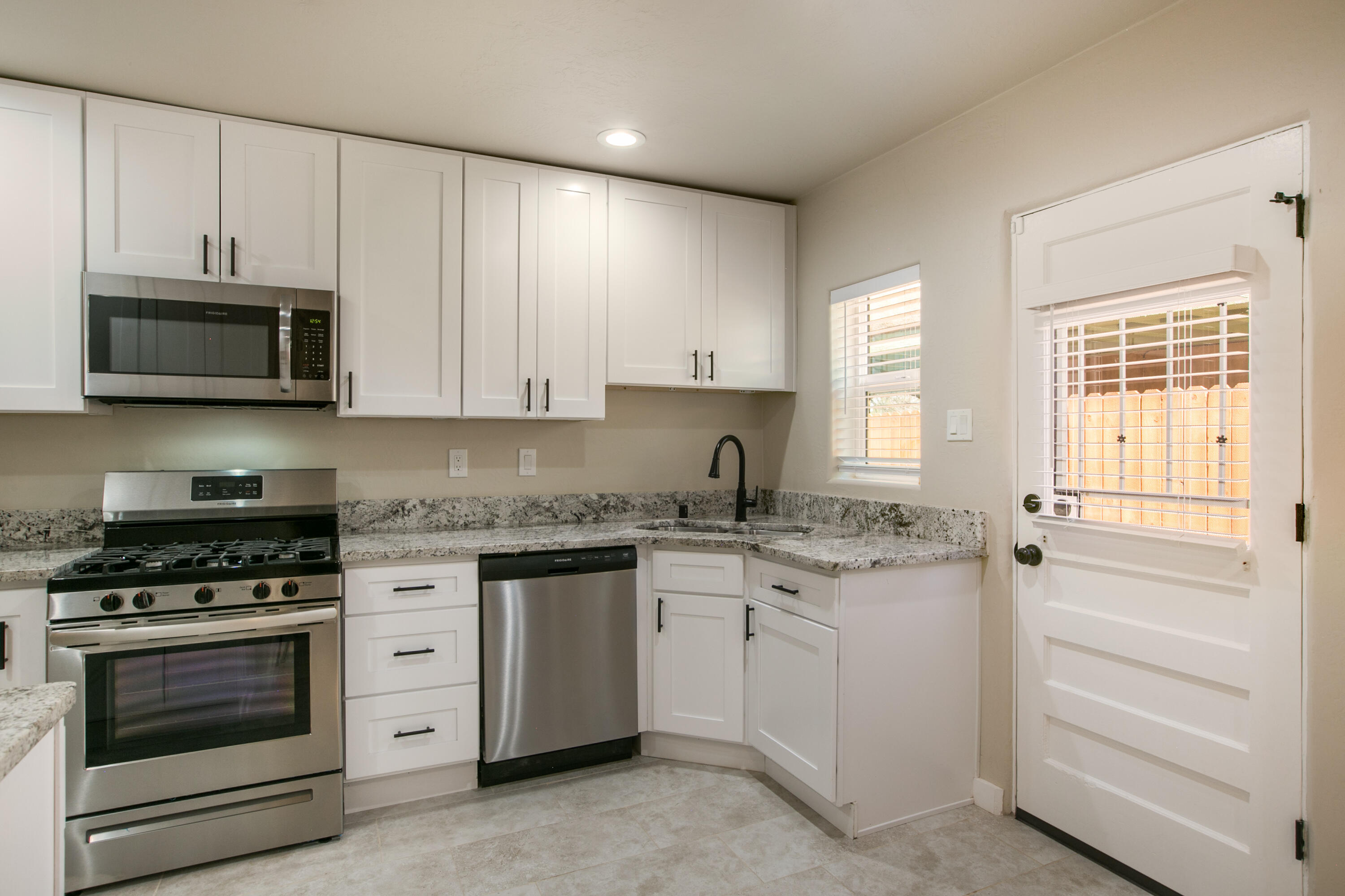 Photo 11 — 635 Adams Street NE