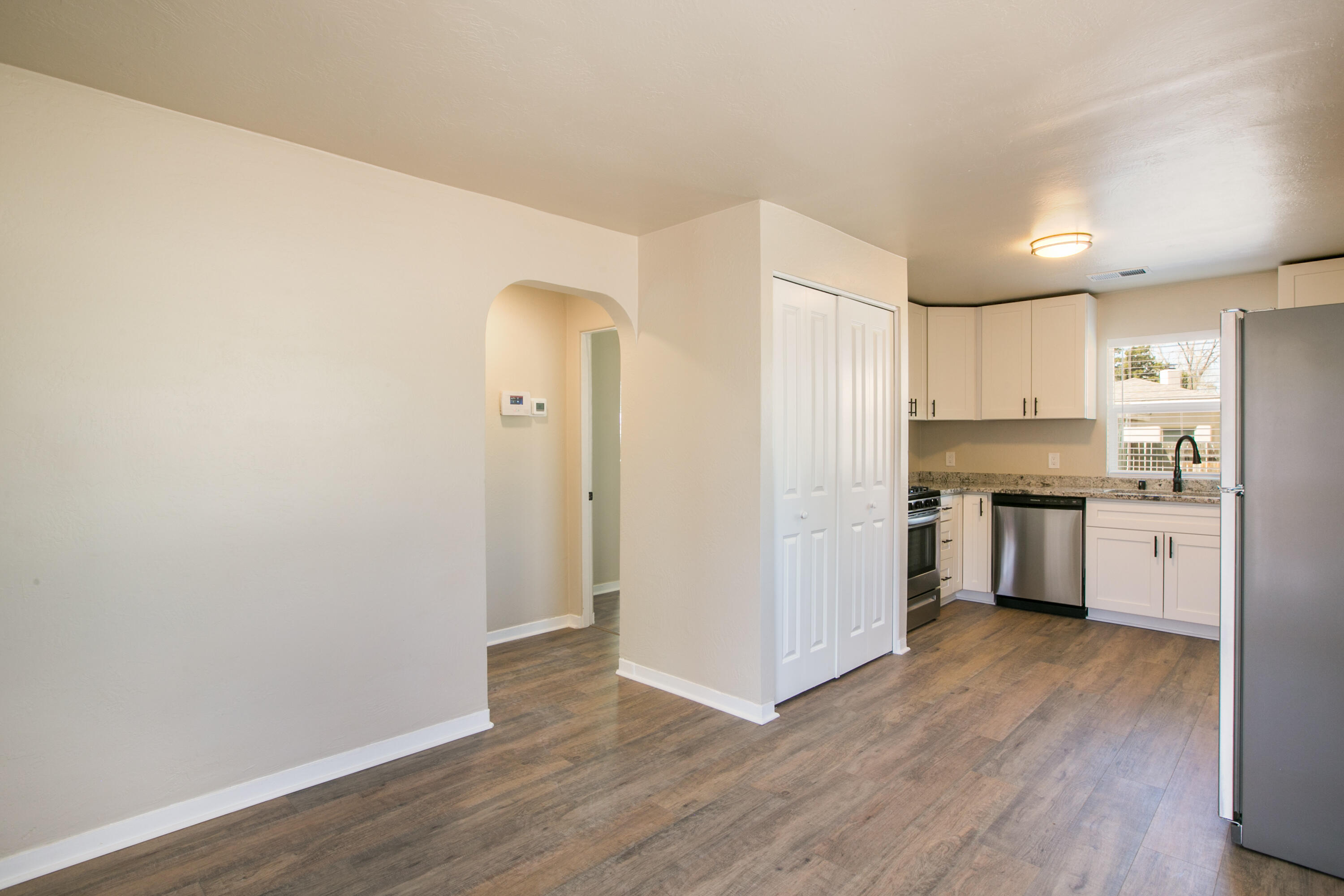 Photo 18 — 635 Adams Street NE
