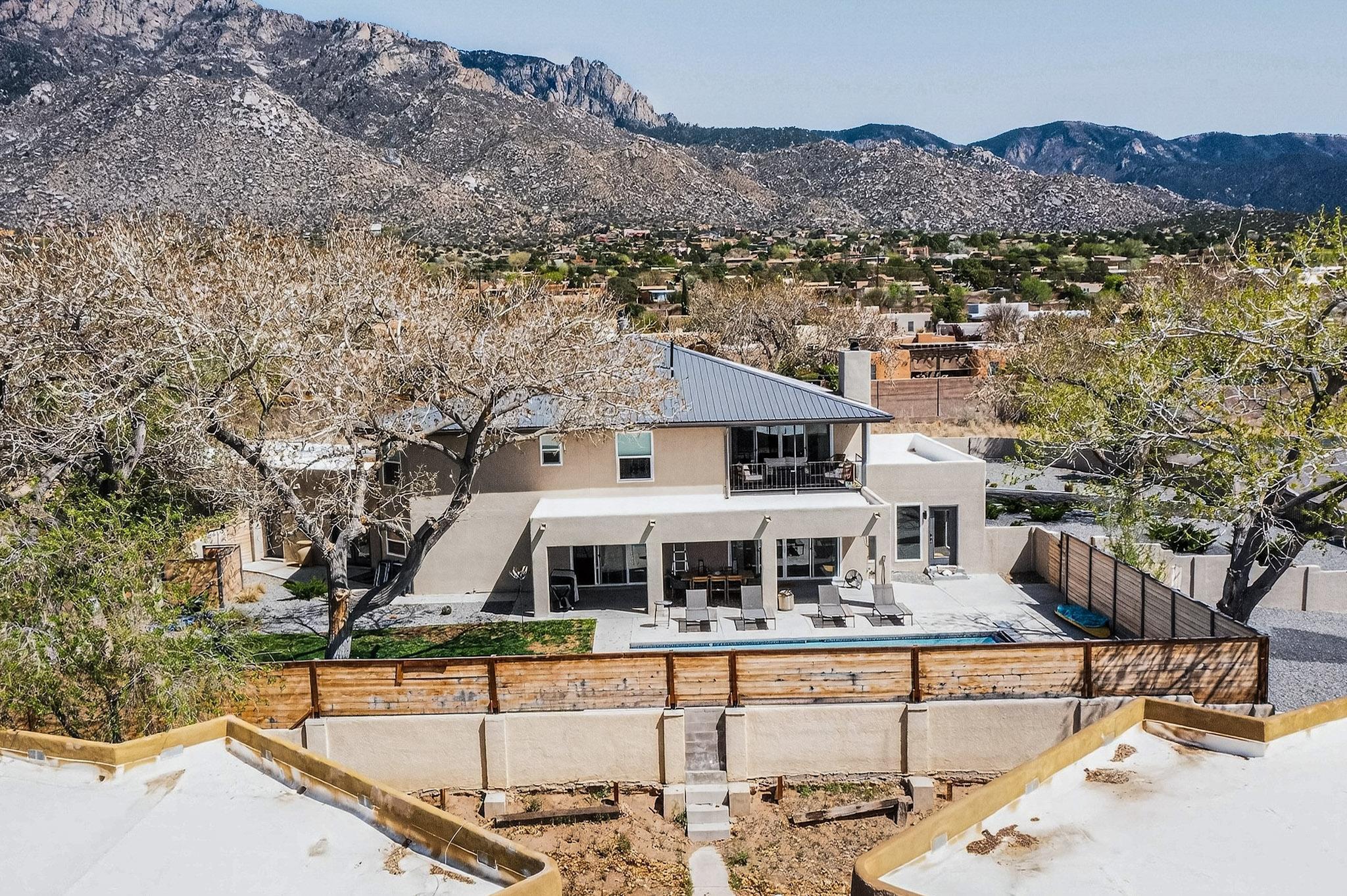Photo 5 — 12509 Eagle Rock Avenue NE