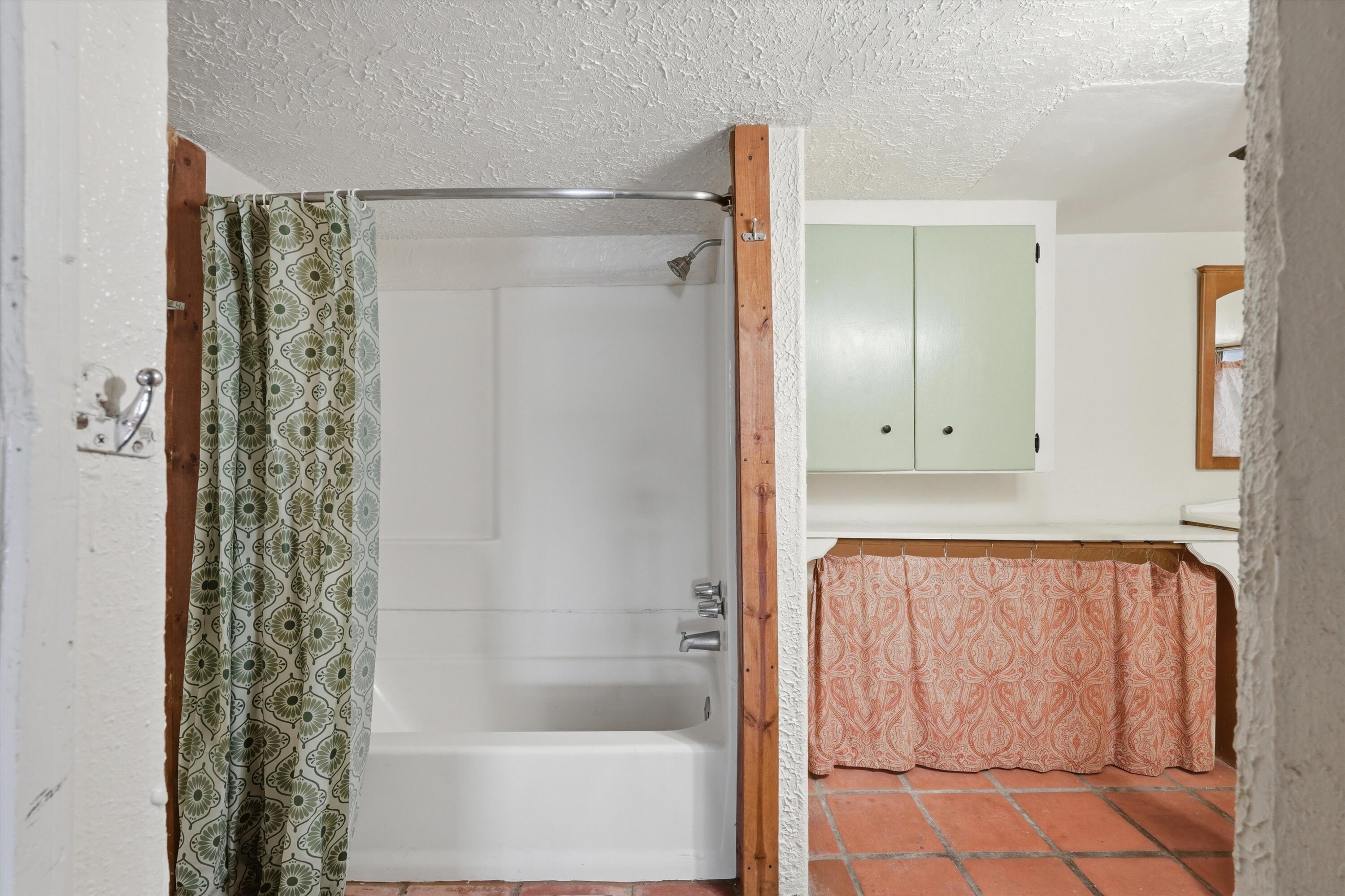 Photo 19 — 1508 Edith Boulevard NE